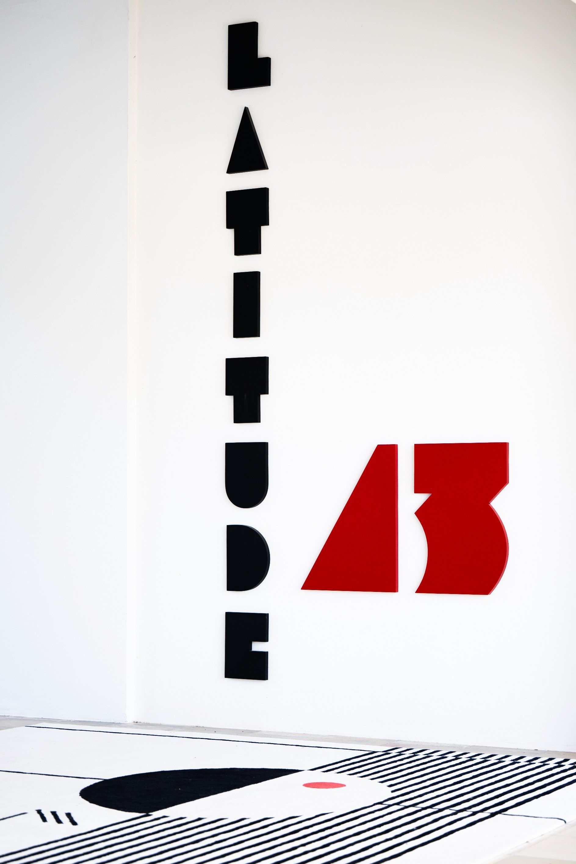 luxury apartment 4 Rooms for sale on ST TROPEZ (83990)