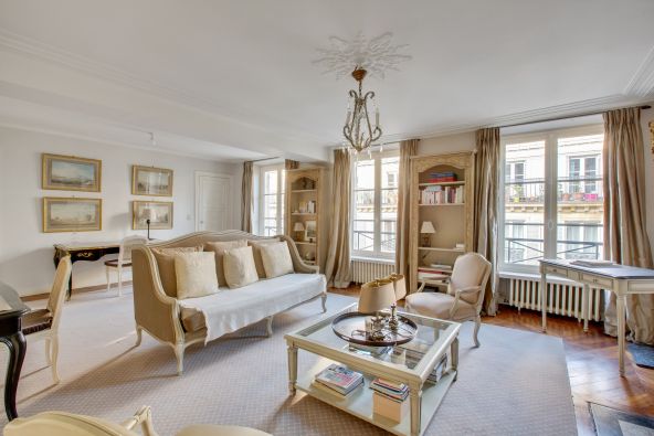 Sale Luxury apartment Paris 8 3 Rooms 95 m²