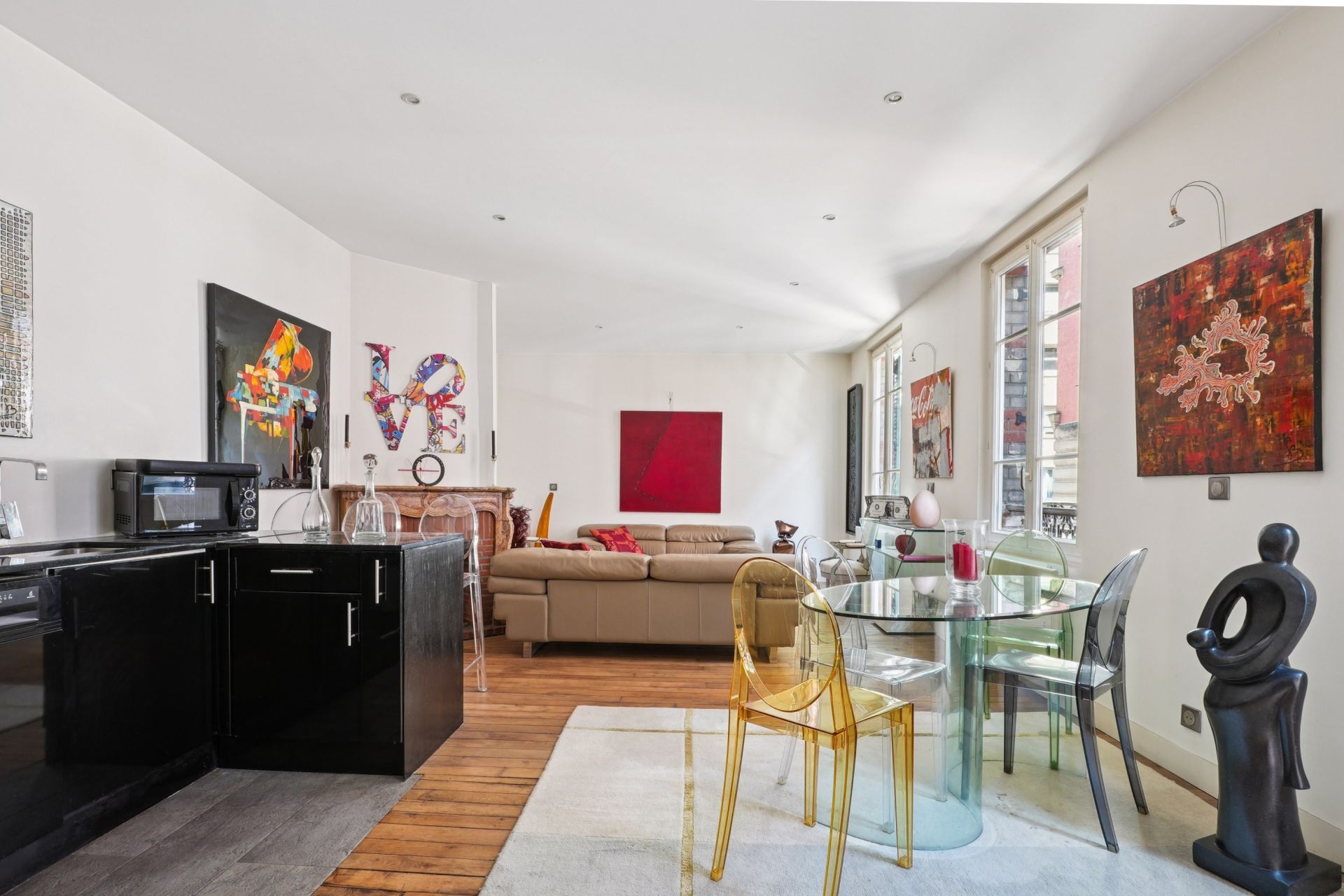 luxury house 4 Rooms for sale on PARIS (75014)
