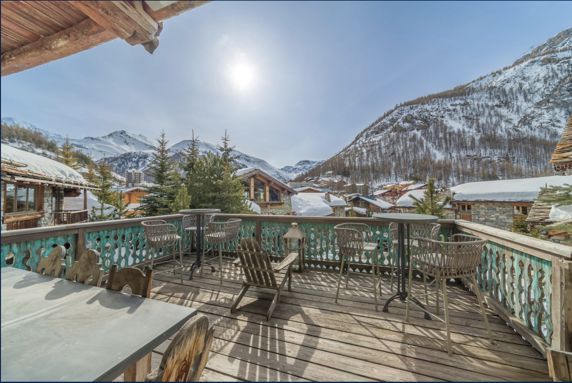 luxury chalet 10 Rooms for sale on VAL D ISERE (73150)