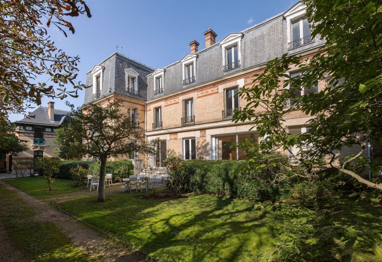hôtel particulier 20 Pièces en vente sur PARIS (75016)