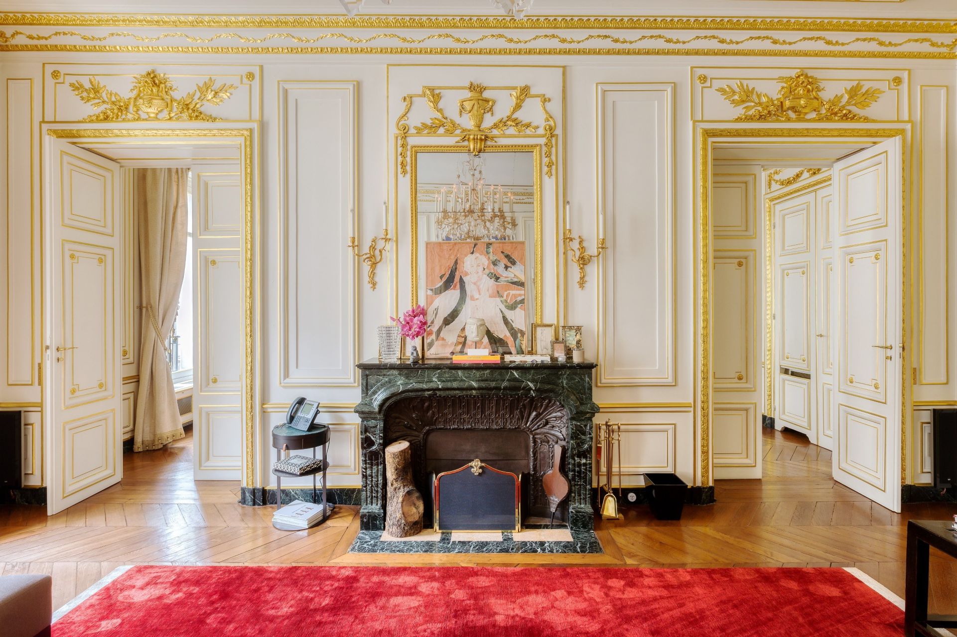 luxury apartment 7 Rooms for sale on PARIS (75008)