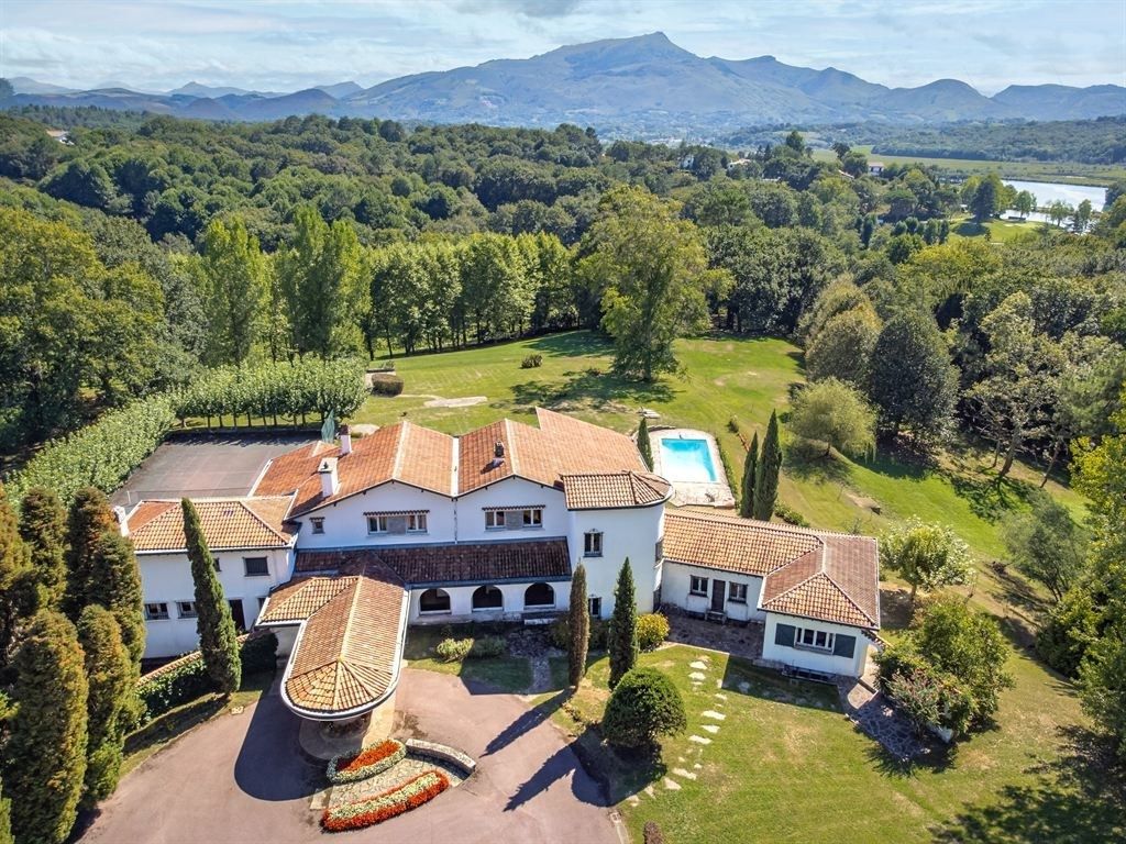 propriété de luxe 15 Pièces en vente sur ST JEAN DE LUZ (64500)
