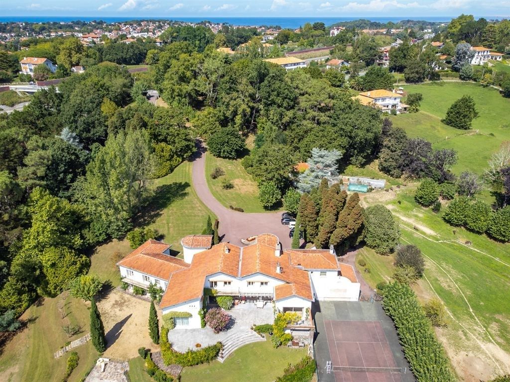 propriété de luxe 15 Pièces en vente sur ST JEAN DE LUZ (64500)