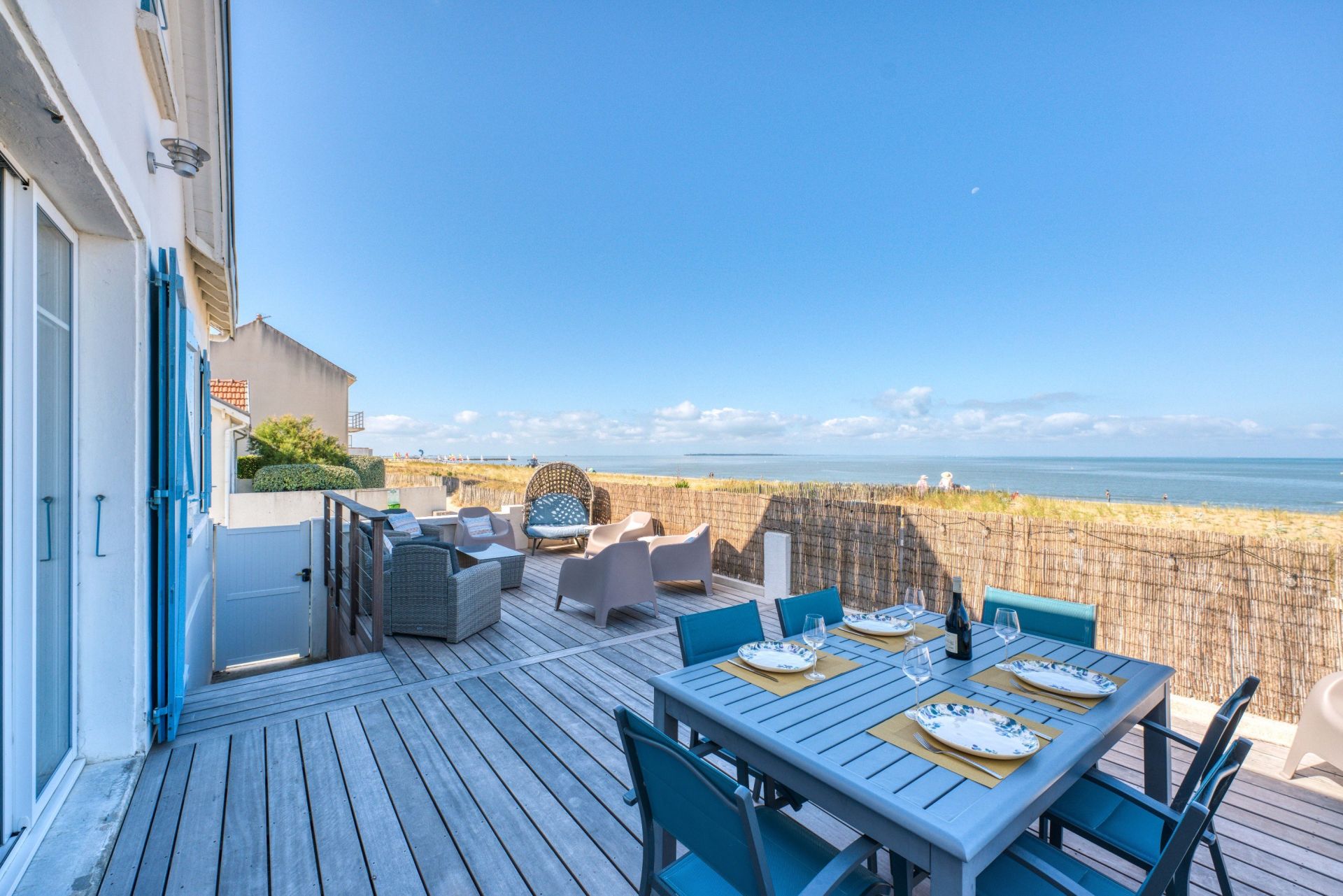luxury house 7 Rooms for sale on CHATELAILLON PLAGE (17340)