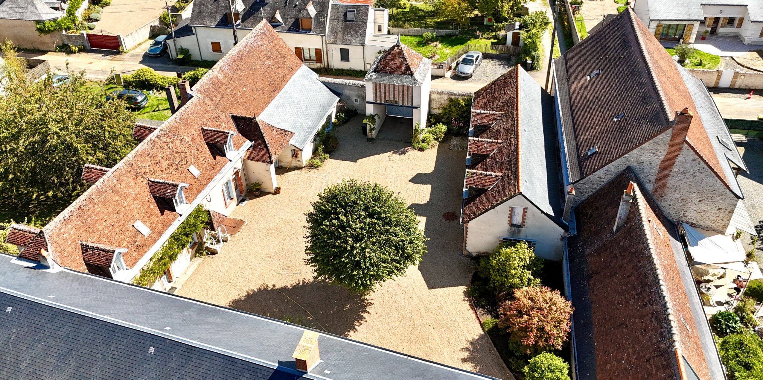 maison de luxe 12 Pièces en vente sur ESVRES (37320)