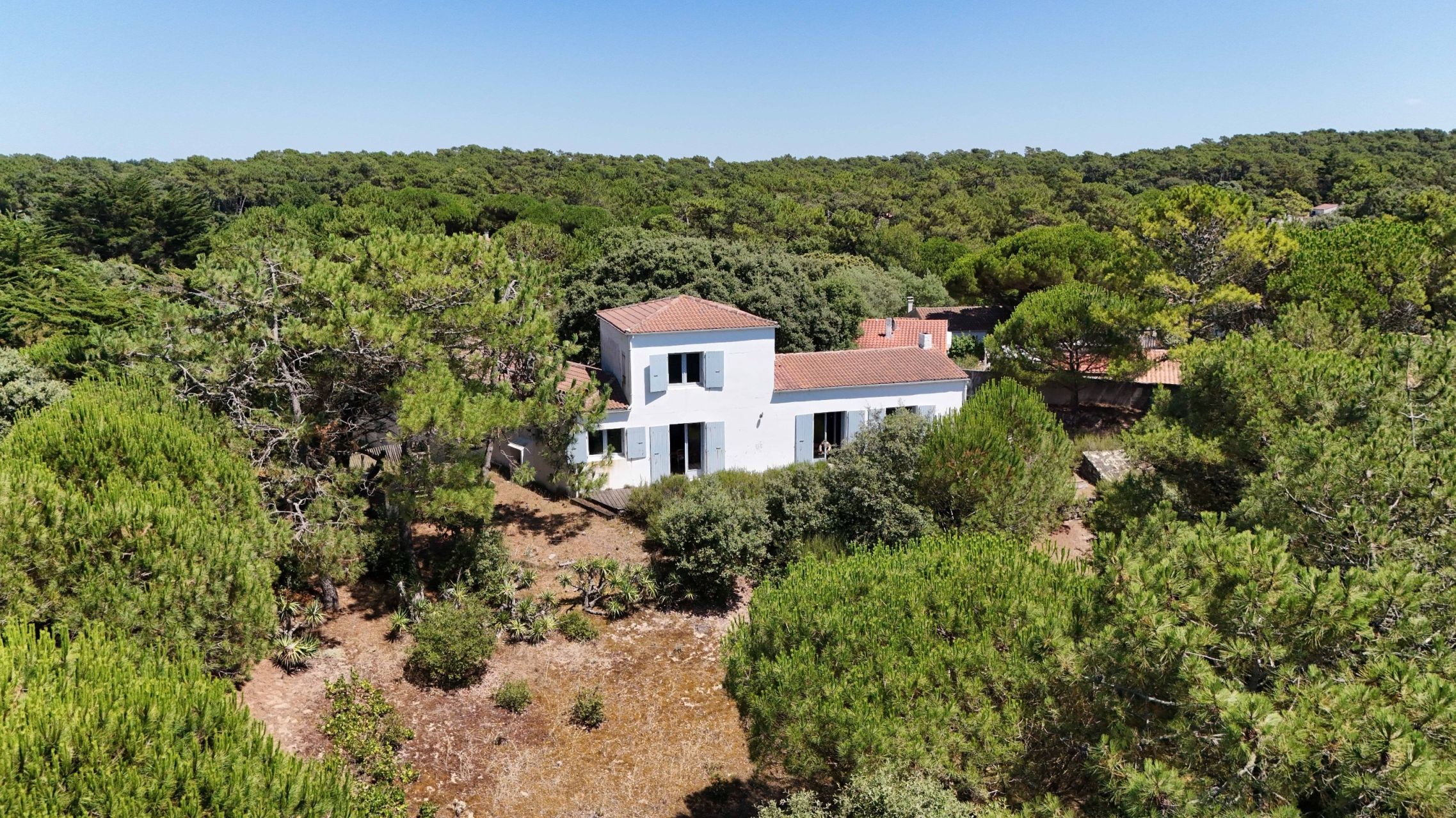 luxury house 6 Rooms for sale on ST GEORGES D OLERON (17190)