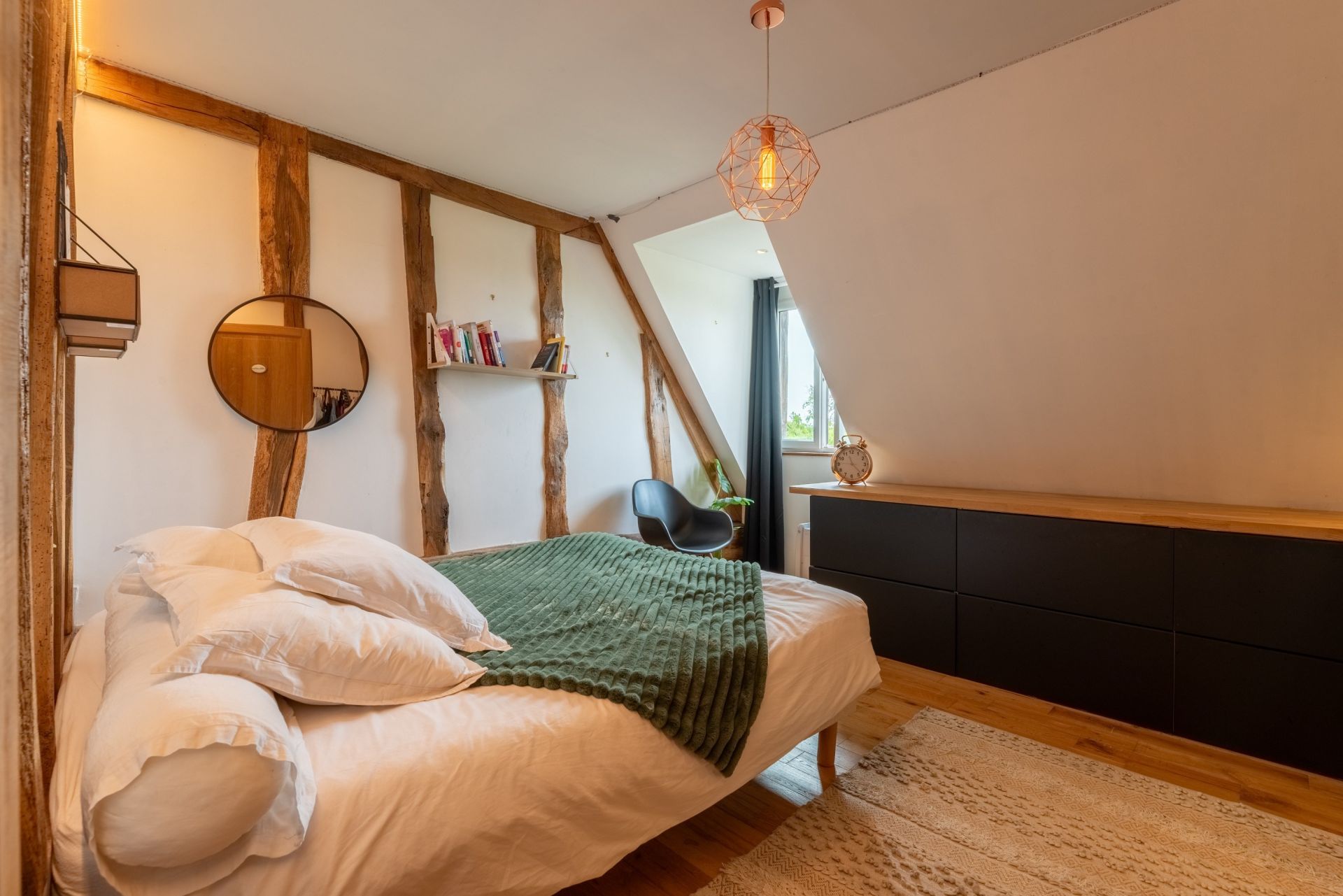 luxury house 7 Rooms for sale on BARENTIN (76360)