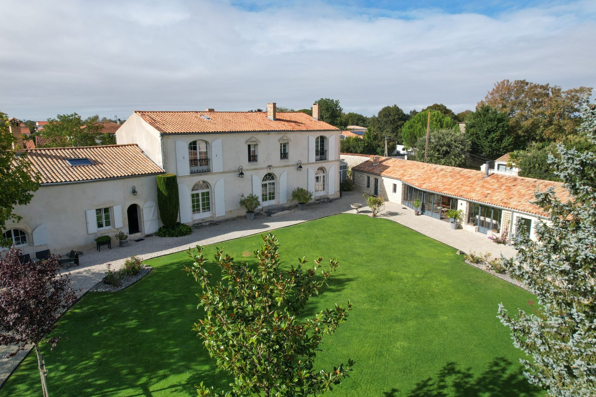 maison de luxe 7 Pièces en vente sur LA ROCHELLE (17000)