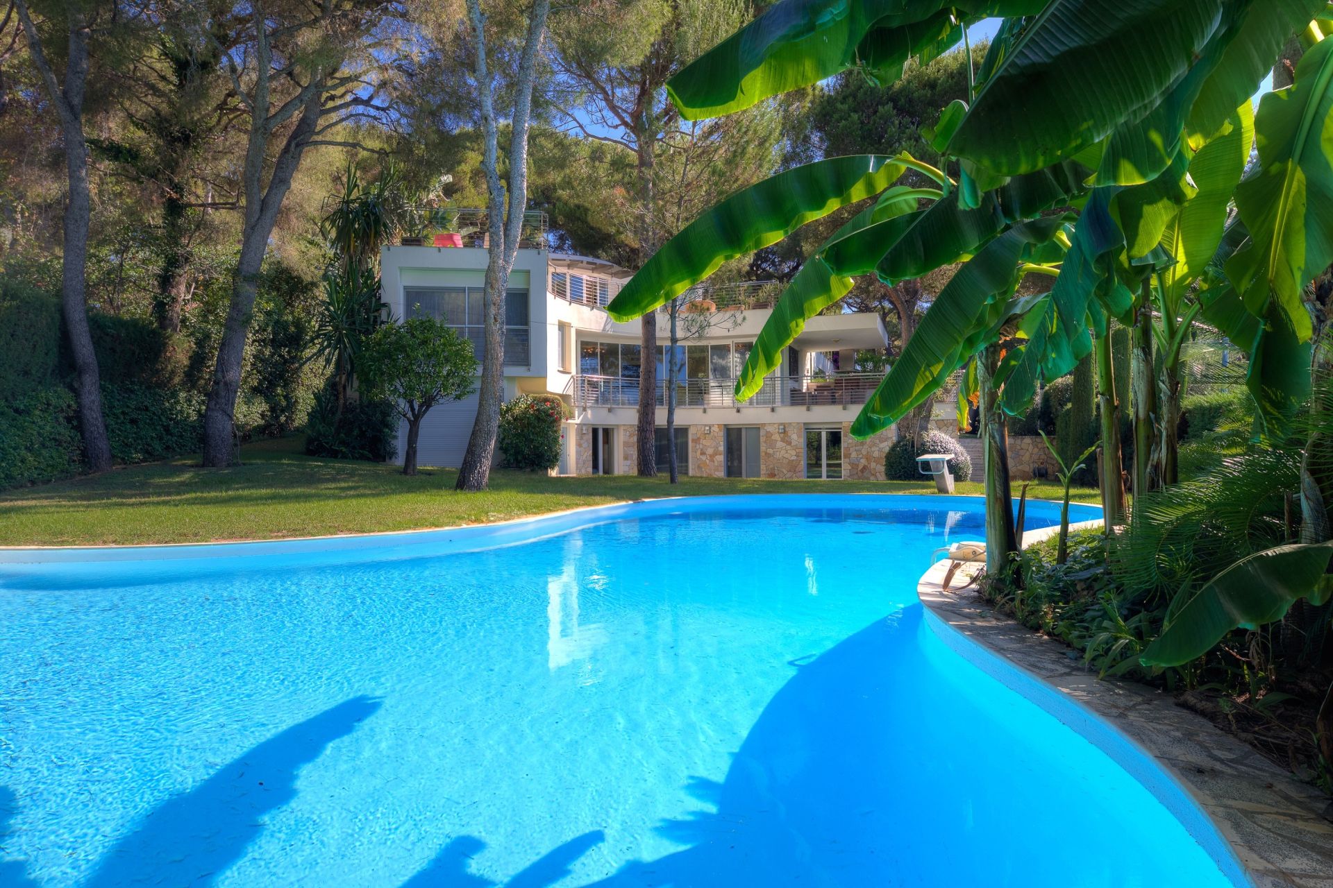 contemporary house 7 Rooms for sale on ST JEAN CAP FERRAT (06230)