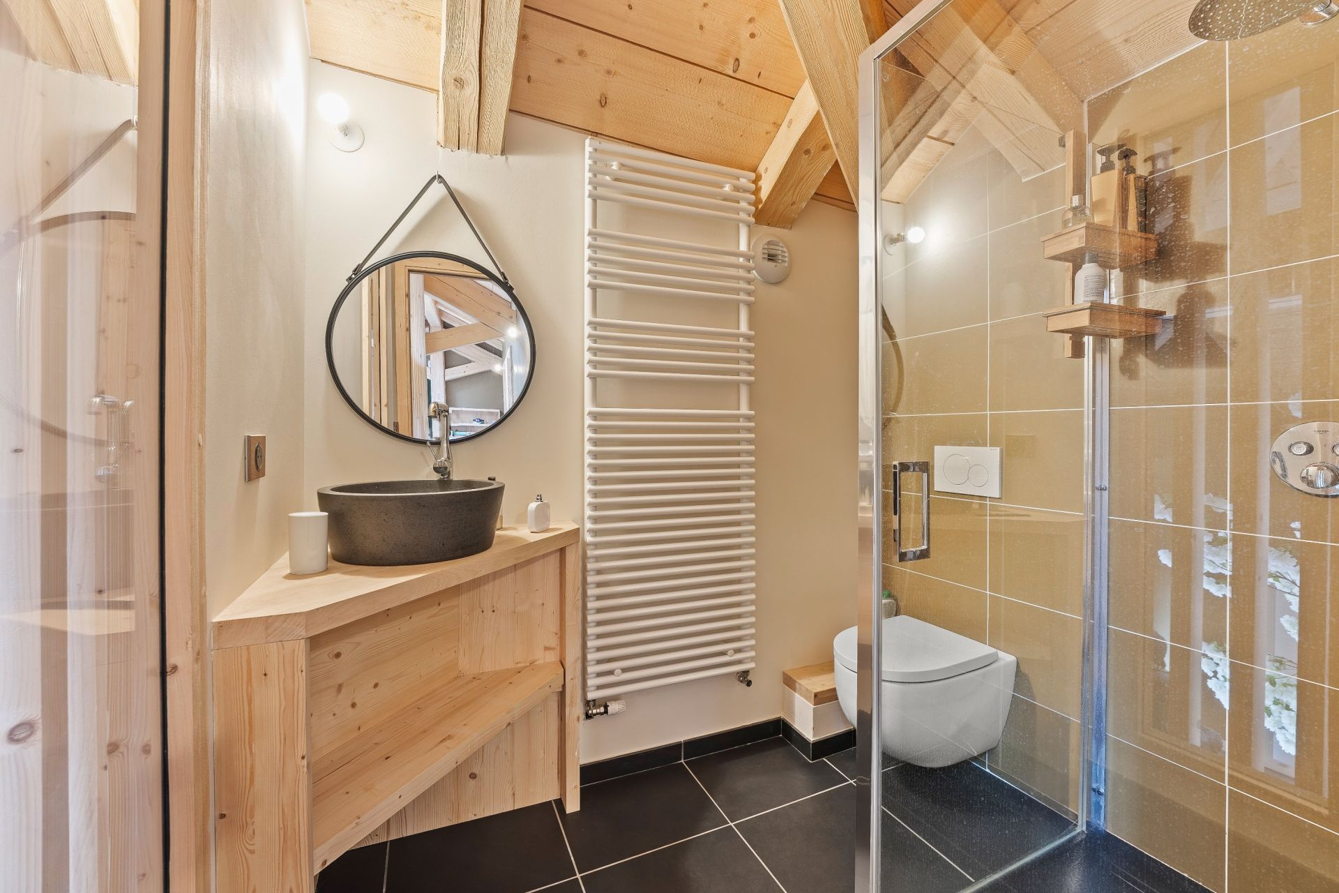 luxury house 7 Rooms for sale on SEPTMONCEL LES MOLUNES (39310)