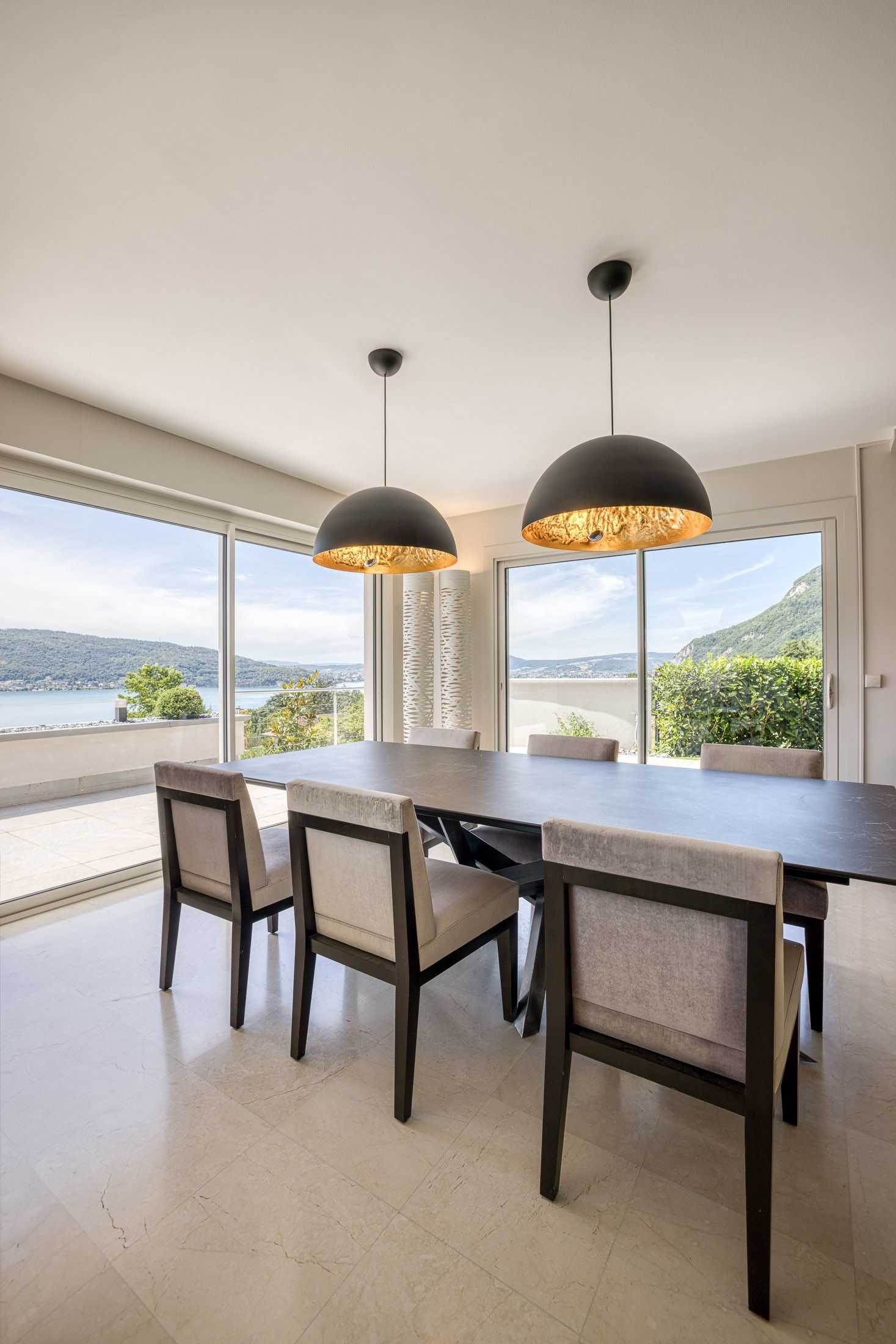 luxury house 7 Rooms for sale on VEYRIER DU LAC (74290)