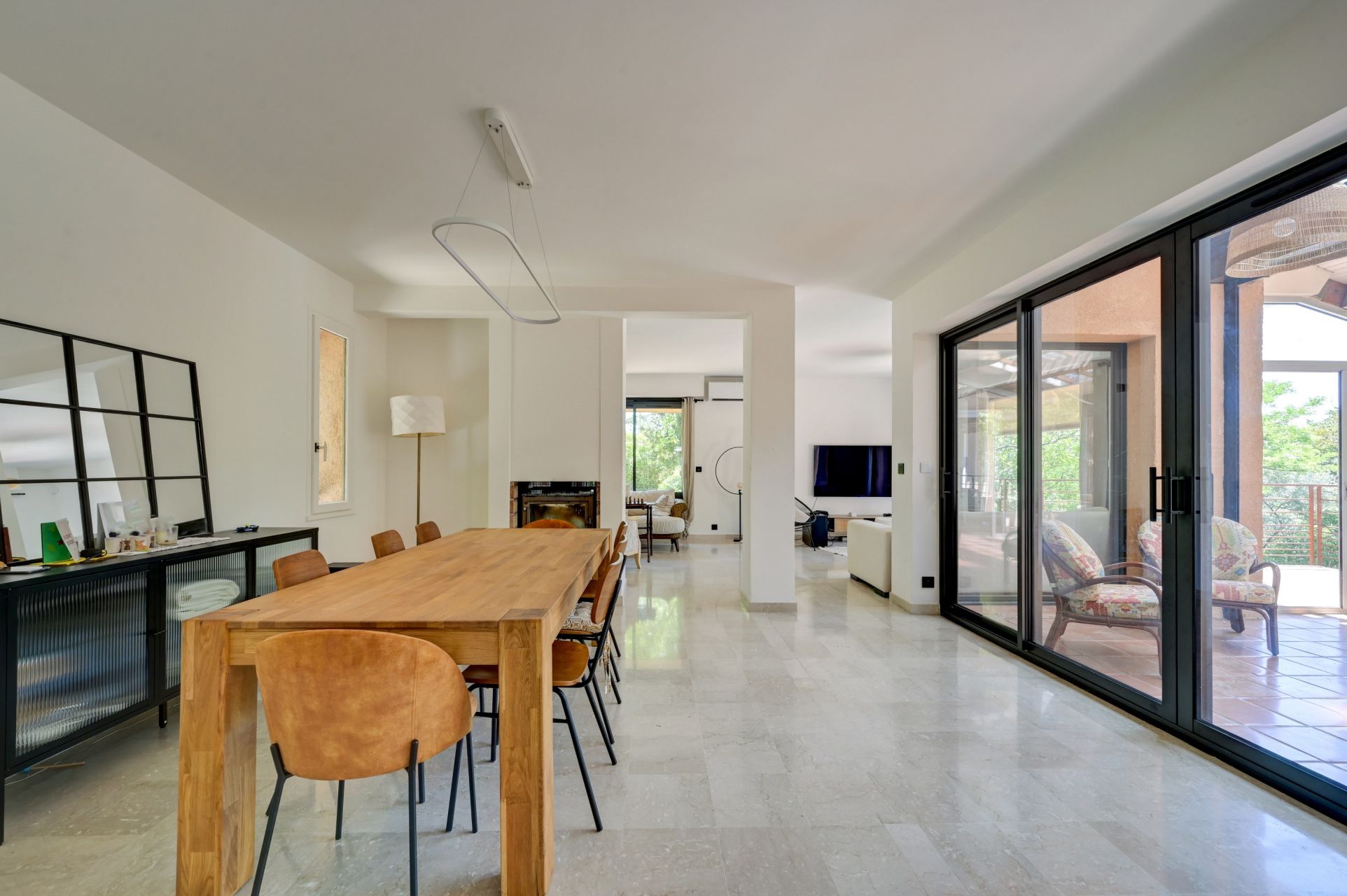 luxury house 10 Rooms for sale on AIX EN PROVENCE (13100)