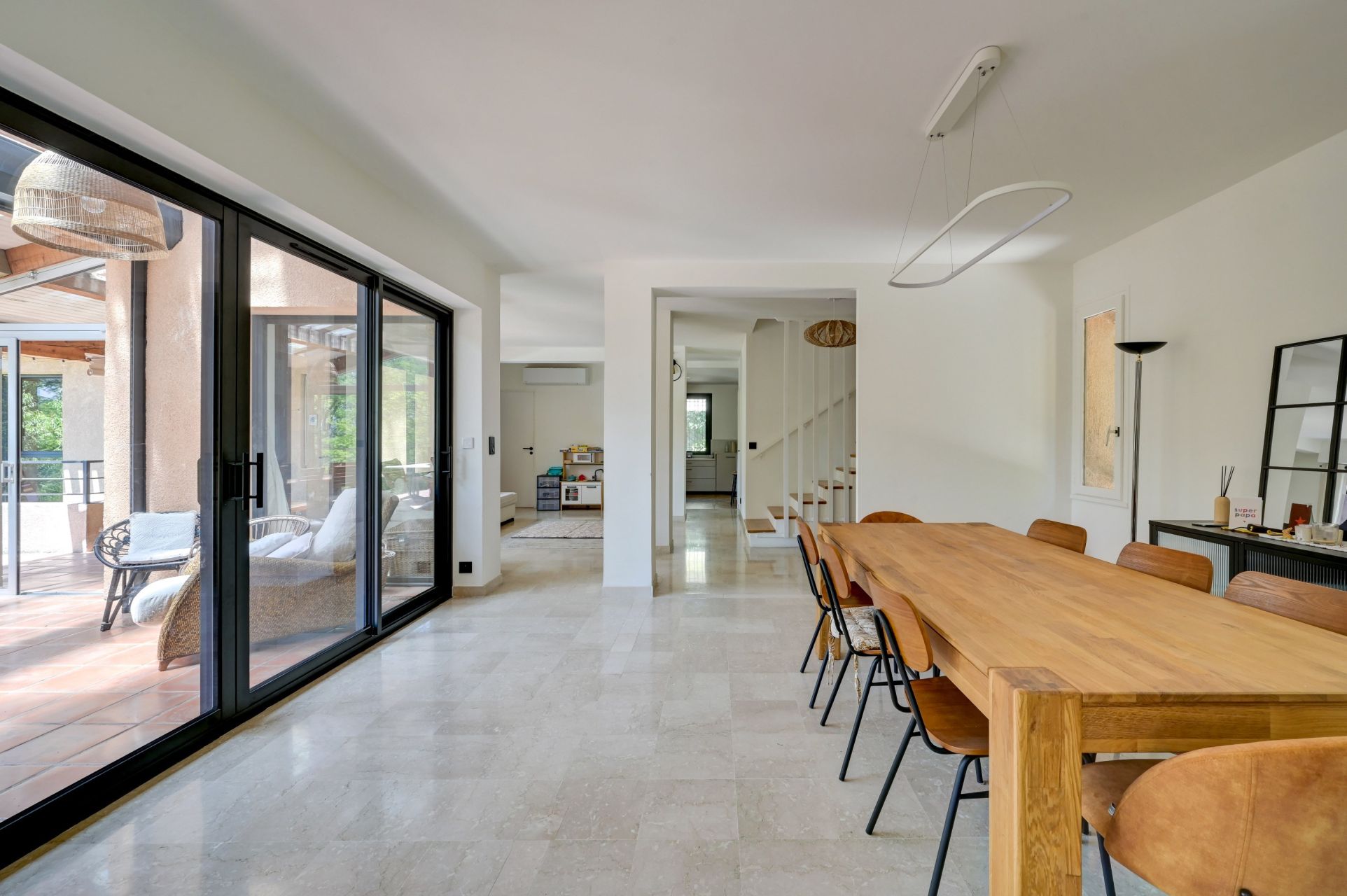 luxury house 10 Rooms for sale on AIX EN PROVENCE (13100)