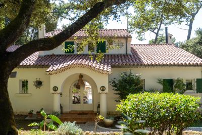 Sale Luxury house Vaux-sur-Mer 8 Rooms 215 m²