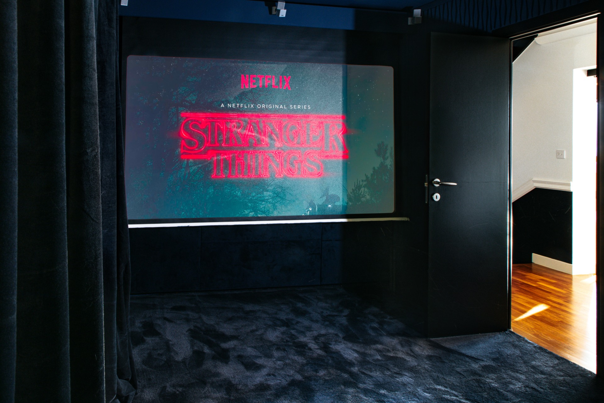 luxury house 9 Rooms for sale on MENTHON ST BERNARD (74290)