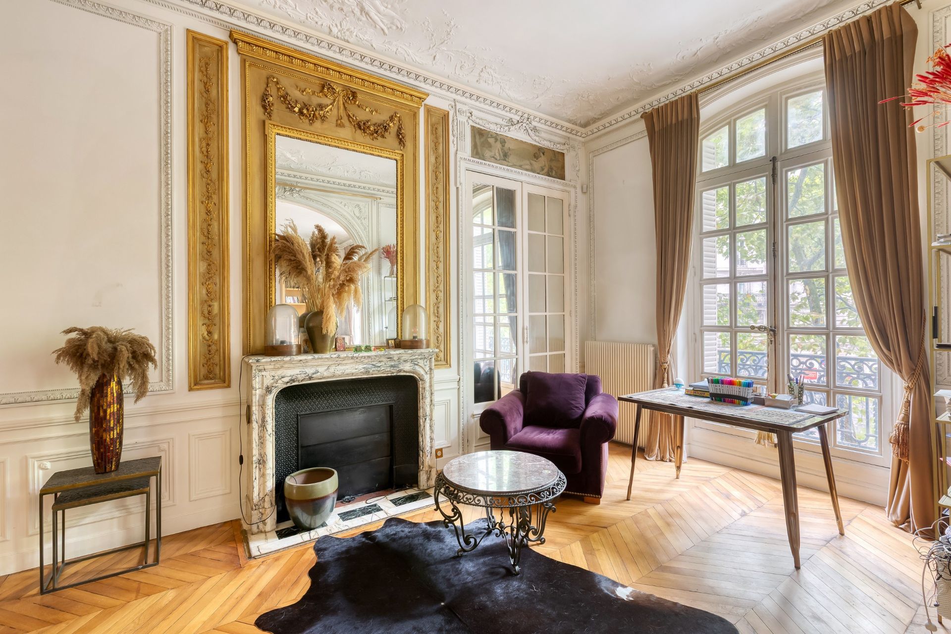 luxury apartment 5 Rooms for sale on PARIS (75017)