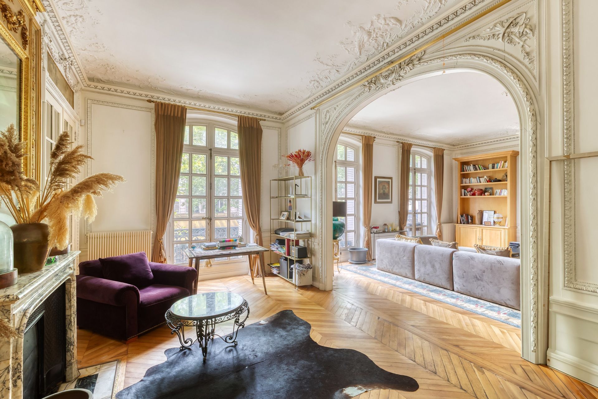 luxury apartment 5 Rooms for sale on PARIS (75017)
