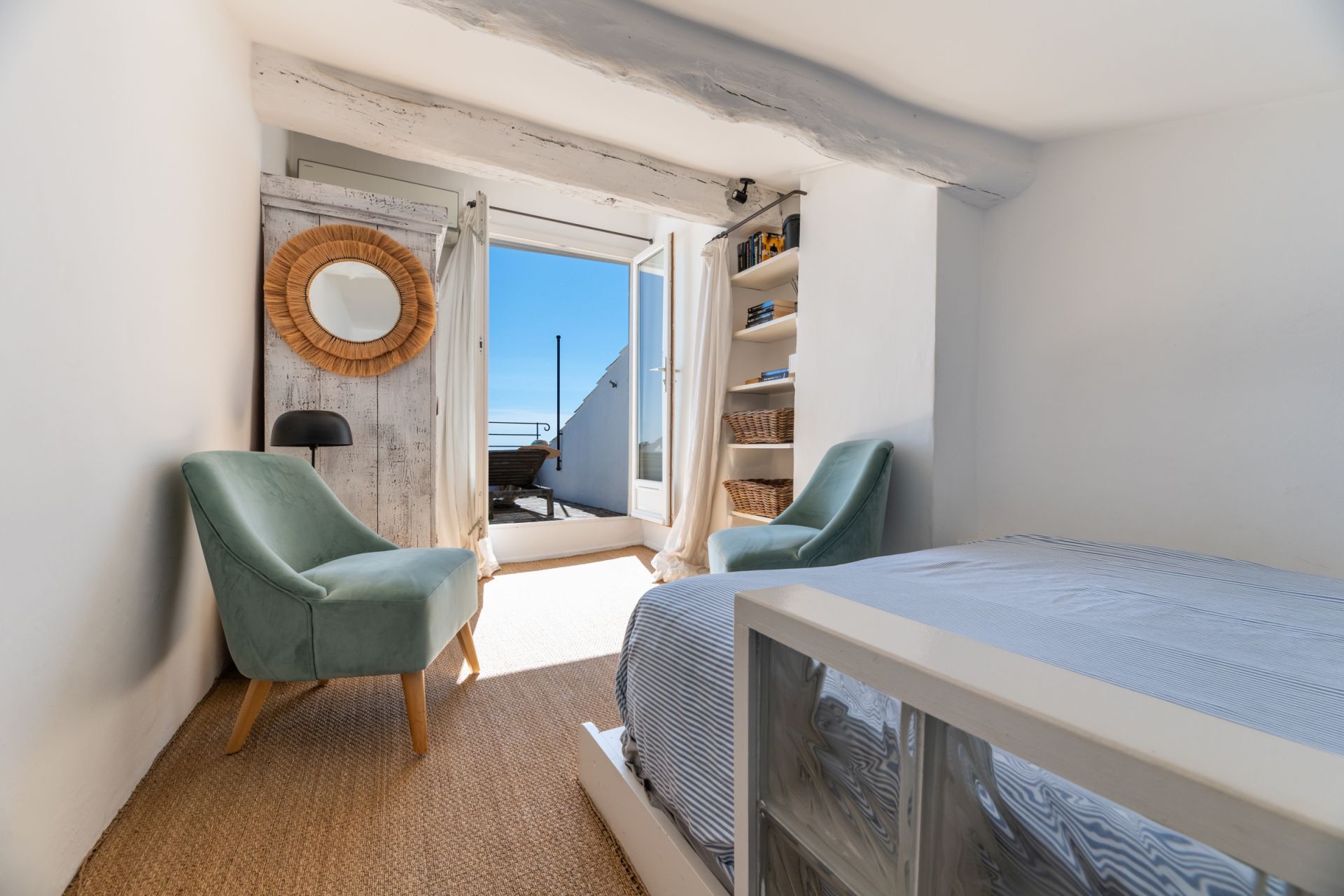 luxury provencale house 2 Rooms for sale on RAMATUELLE (83350)