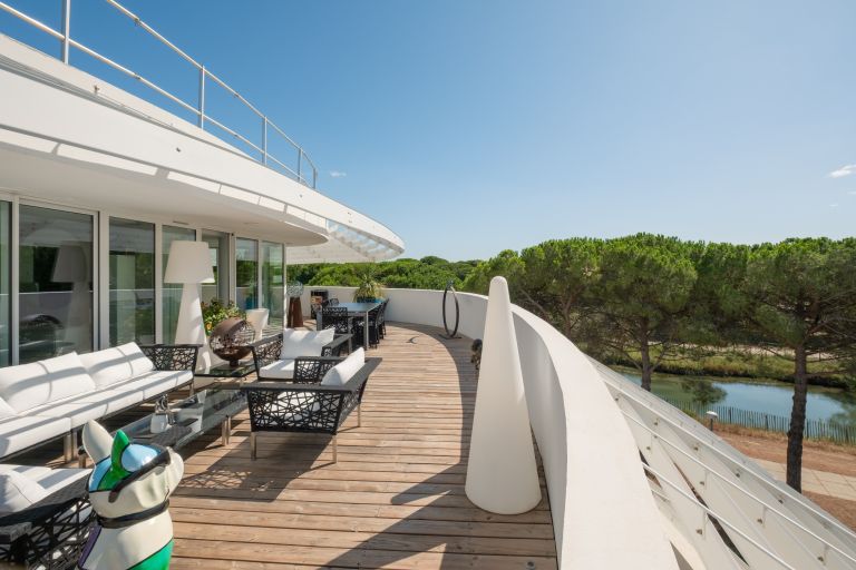 luxury apartment 5 Rooms for sale on LA GRANDE MOTTE (34280)