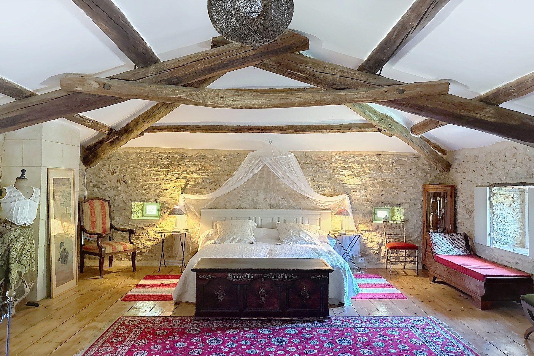 luxury house 11 Rooms for sale on GOUDARGUES (30630)