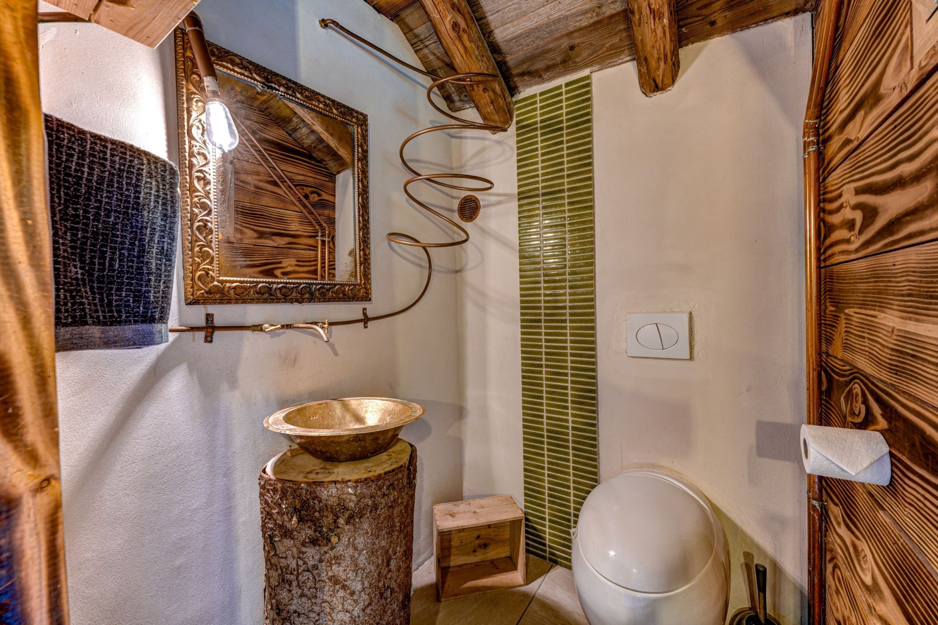 luxury chalet 7 Rooms for sale on ST GERVAIS LES BAINS (74170)