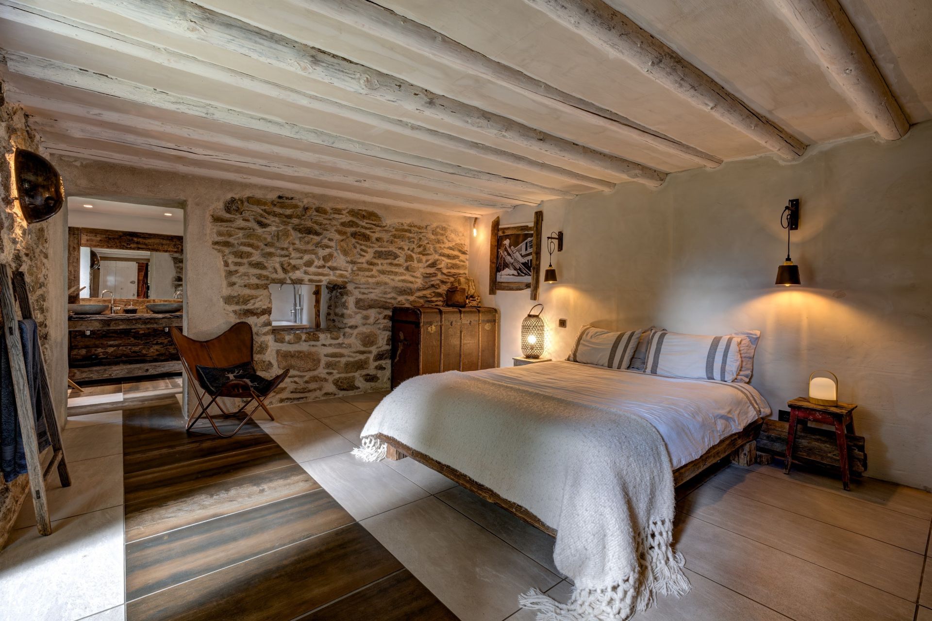 luxury chalet 7 Rooms for sale on ST GERVAIS LES BAINS (74170)