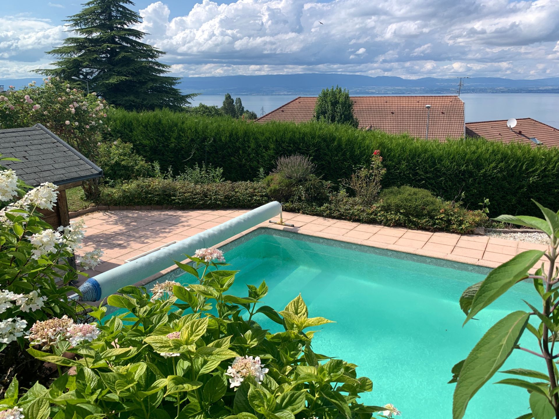 luxury house 8 Rooms for sale on EVIAN LES BAINS (74500)