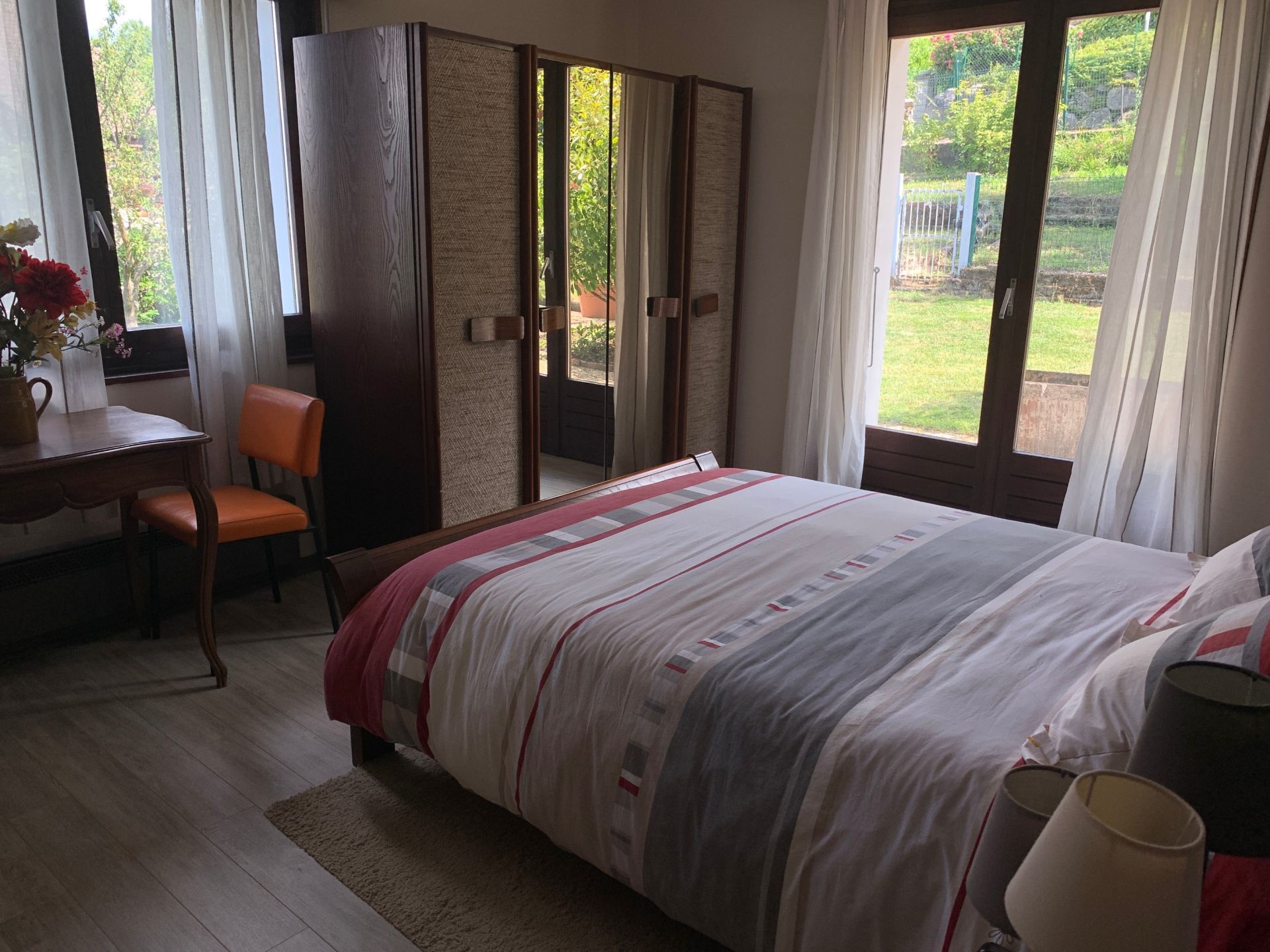 luxury house 8 Rooms for sale on EVIAN LES BAINS (74500)