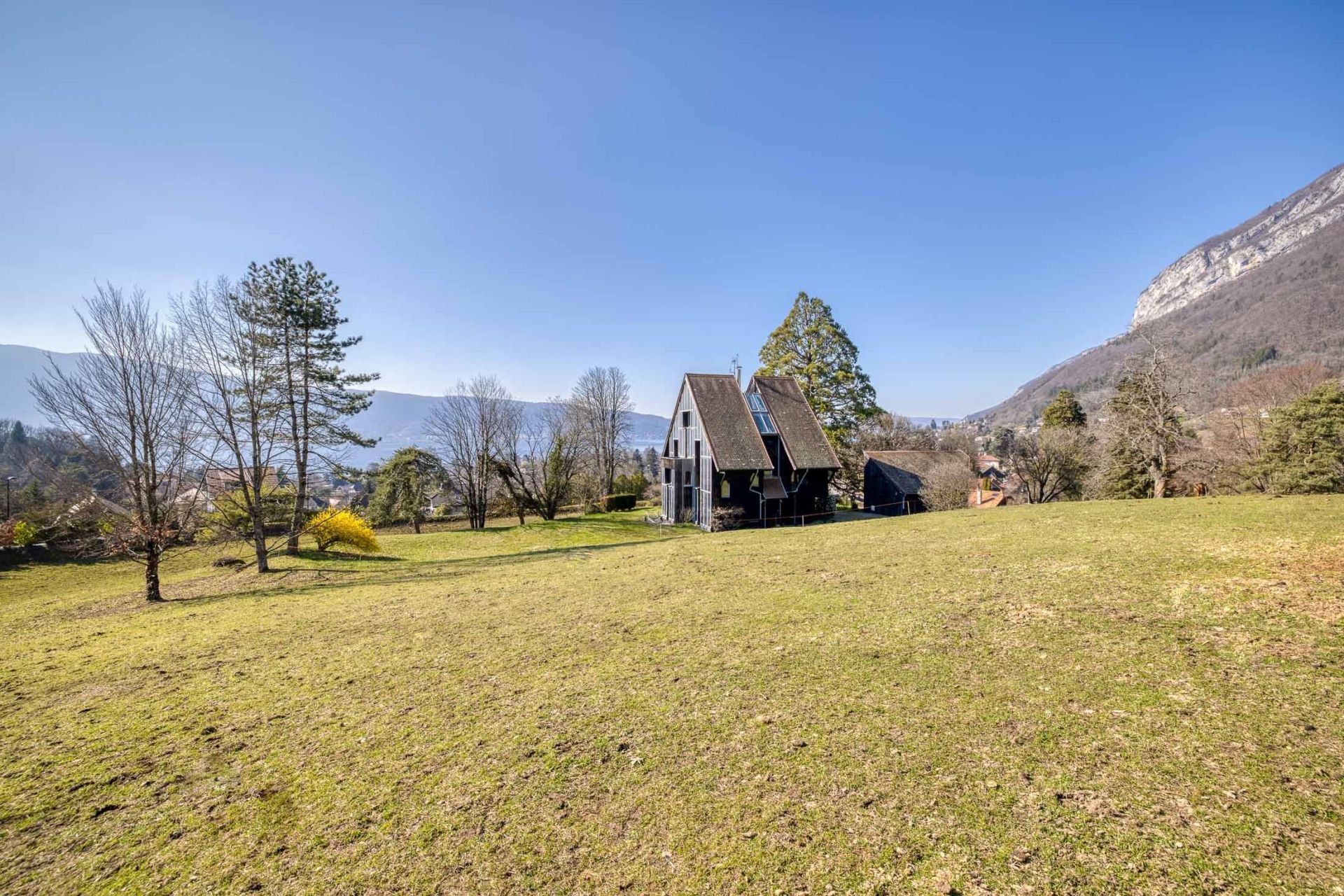 maison de luxe 19 Pièces en vente sur MENTHON ST BERNARD (74290)