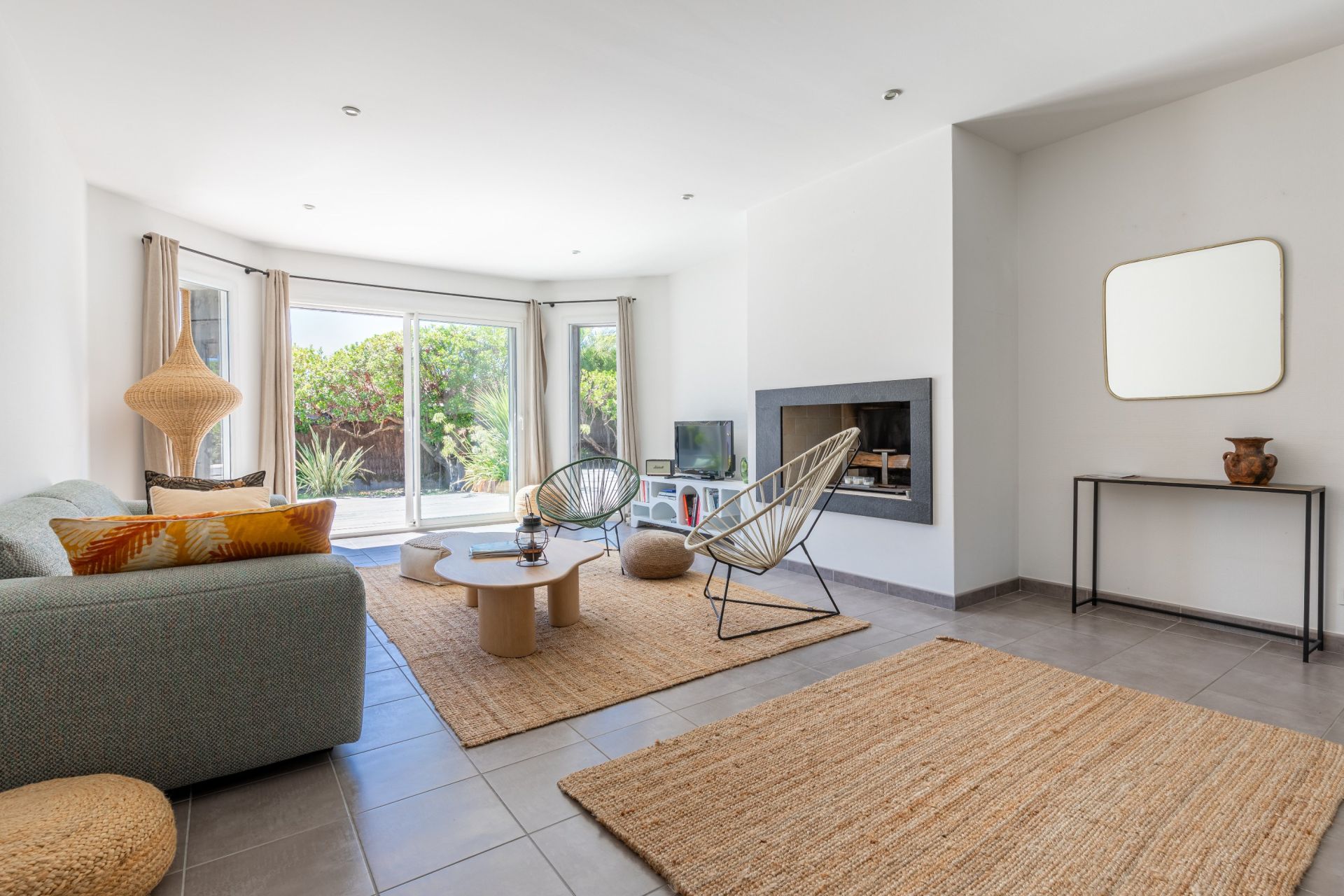 luxury house 7 Rooms for sale on CAP FERRET (33970)