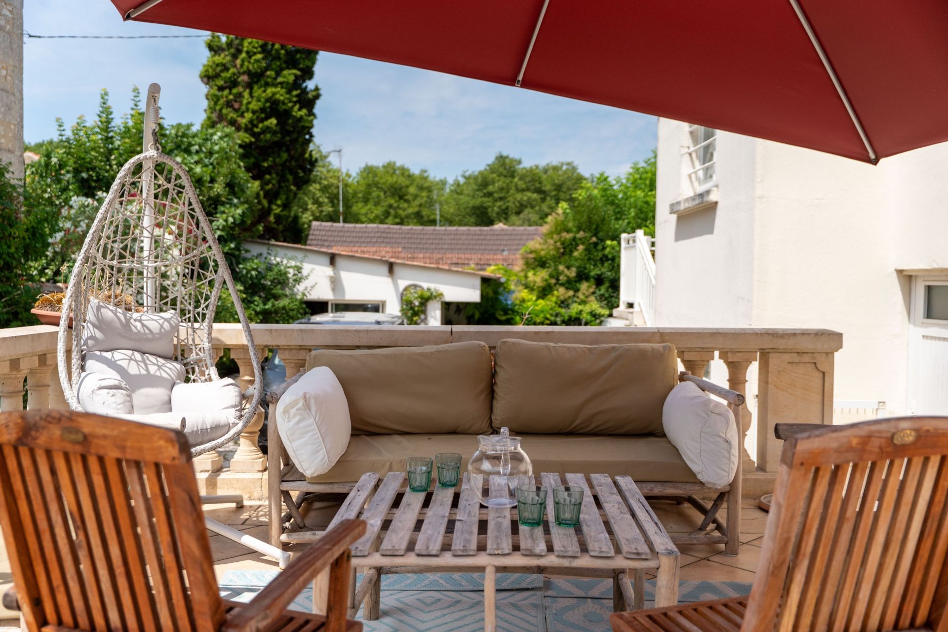 luxury villa 8 Rooms for sale on ROYAN (17200)