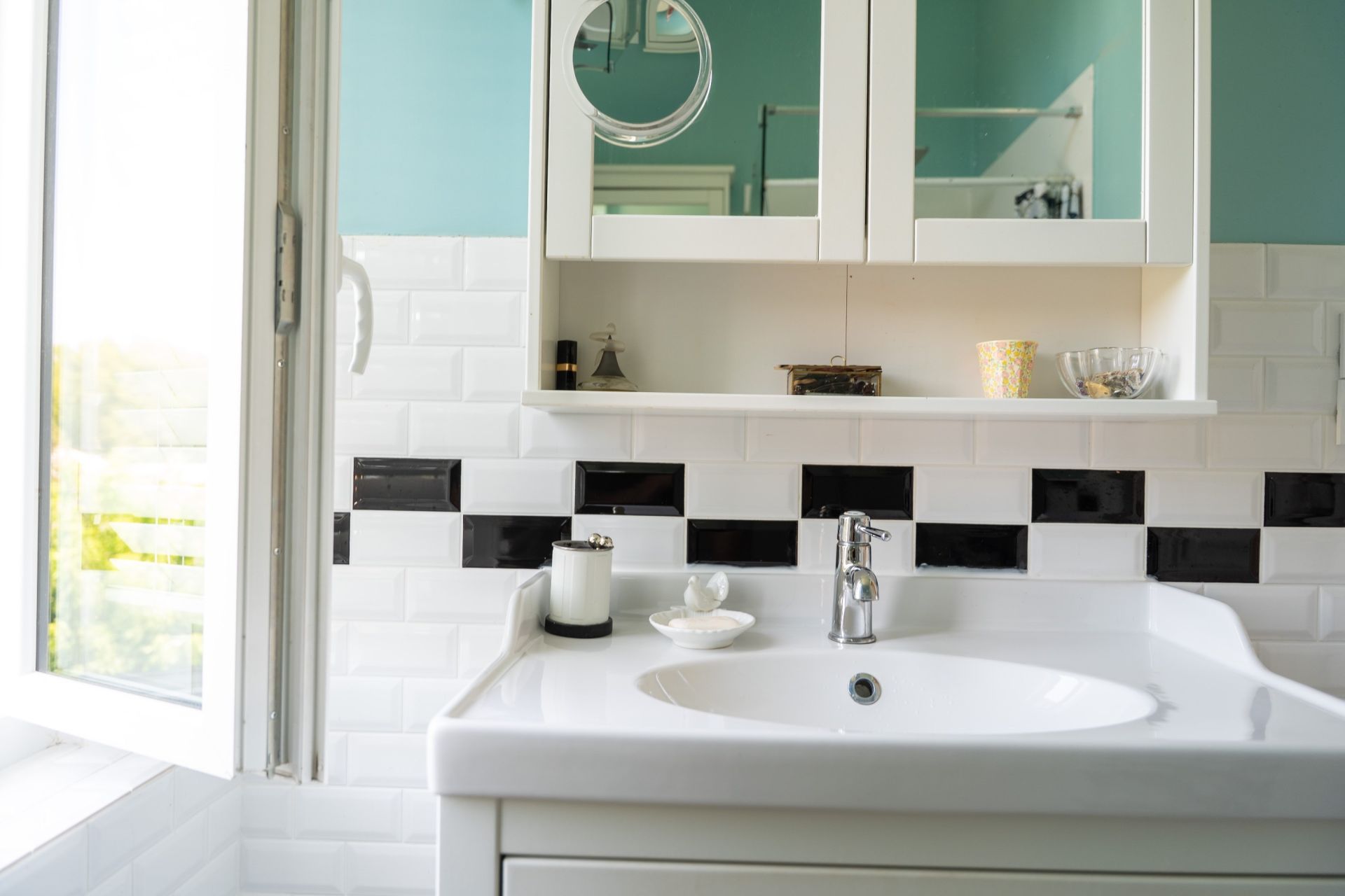 luxury villa 8 Rooms for sale on ROYAN (17200)