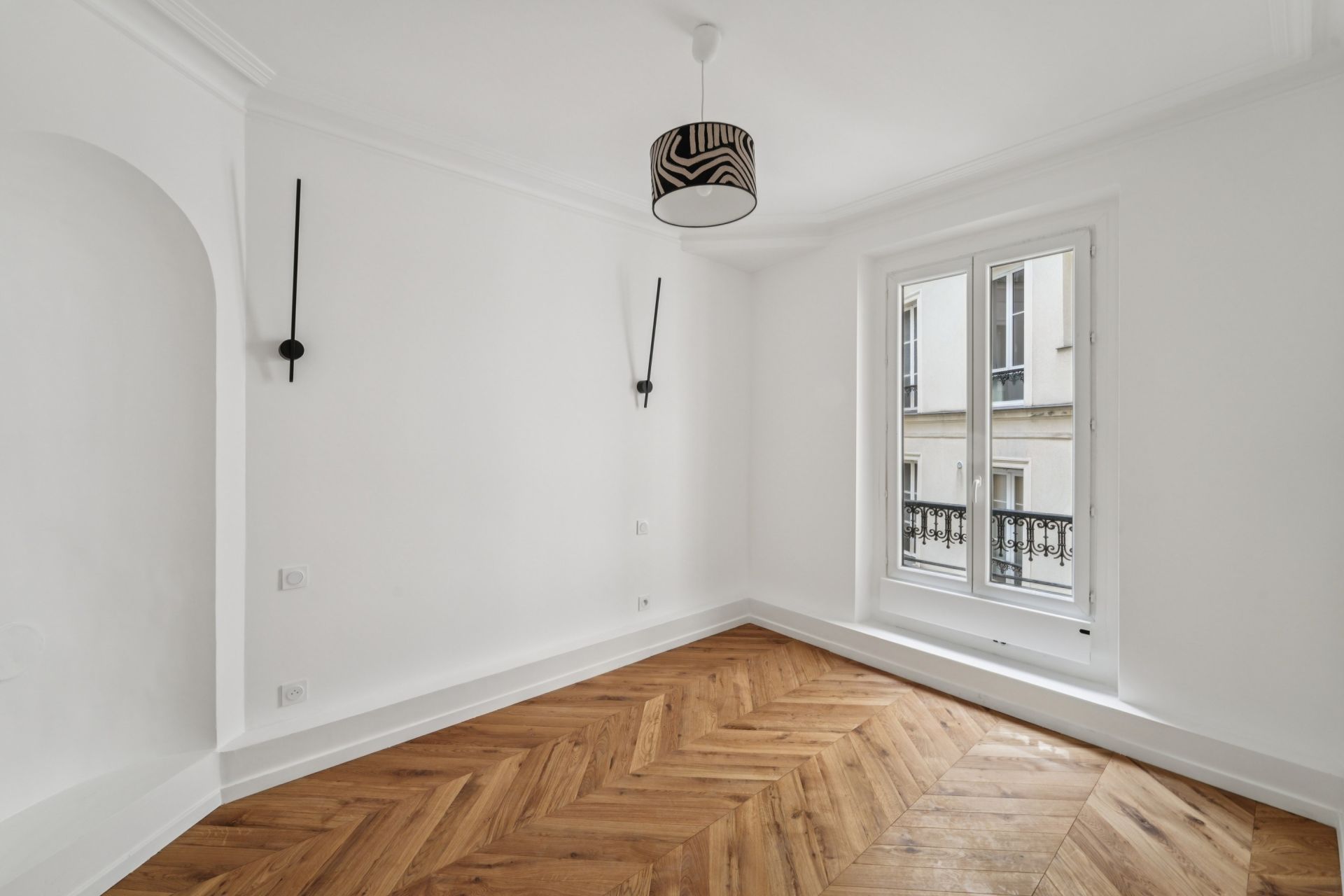 luxury apartment 3 Rooms for sale on PARIS (75017)
