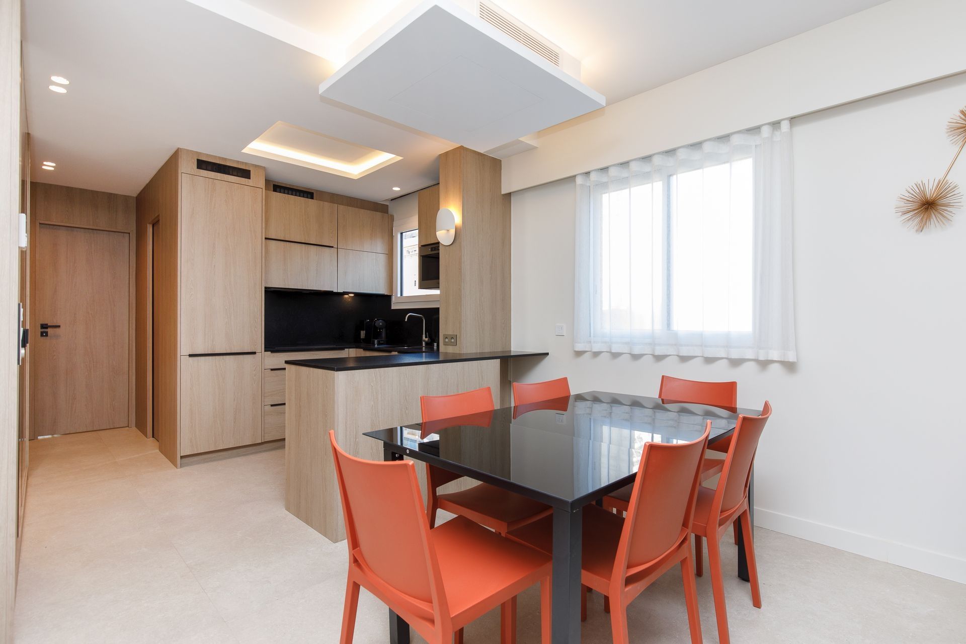 luxury apartment 3 Rooms for sale on CANNES (06400)