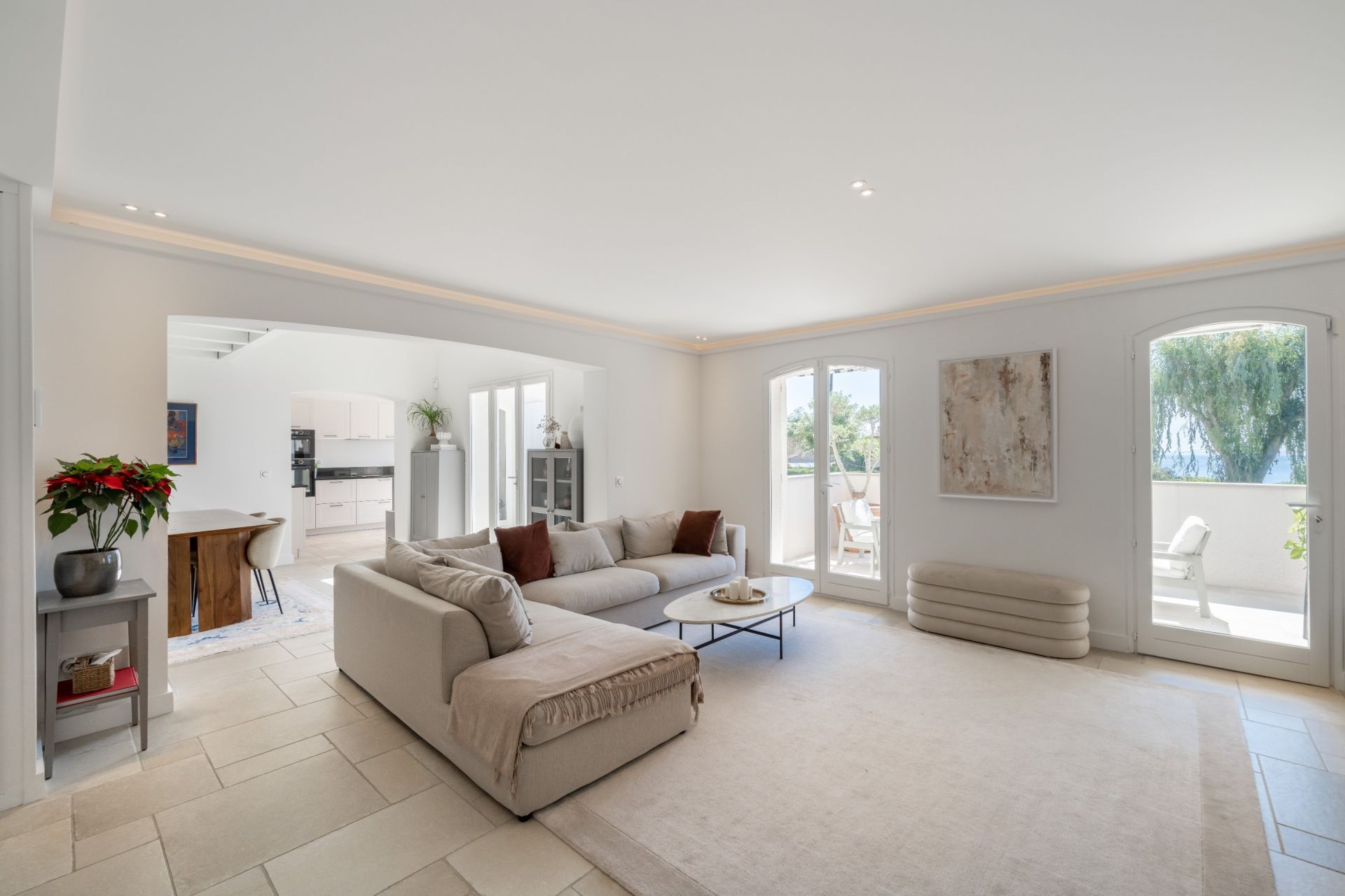 bastide 5 Rooms for sale on LE GOLFE JUAN (06220)