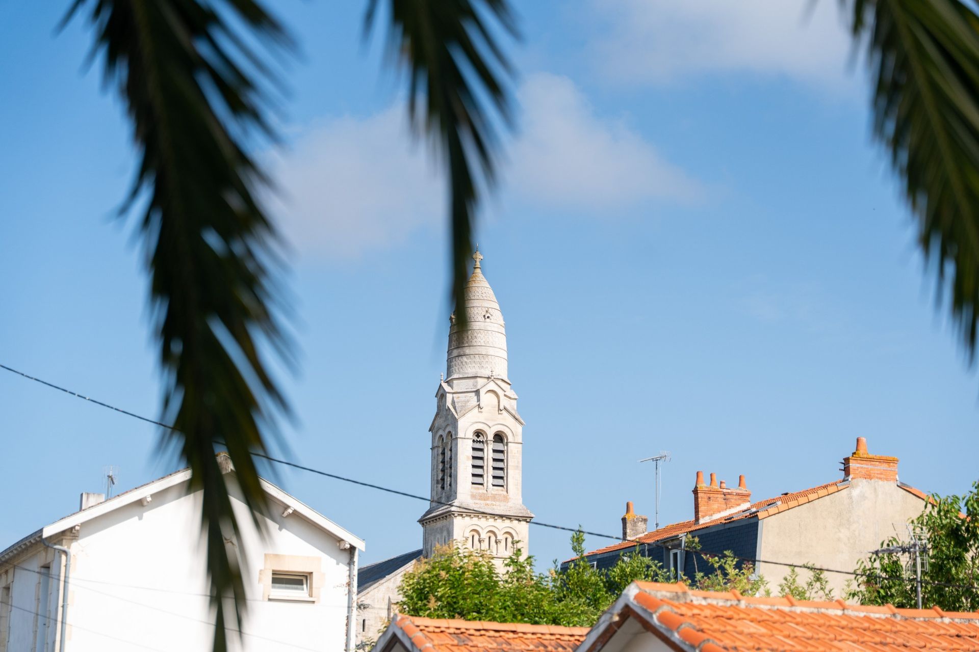 mansion 7 Rooms for sale on LA ROCHELLE (17000)