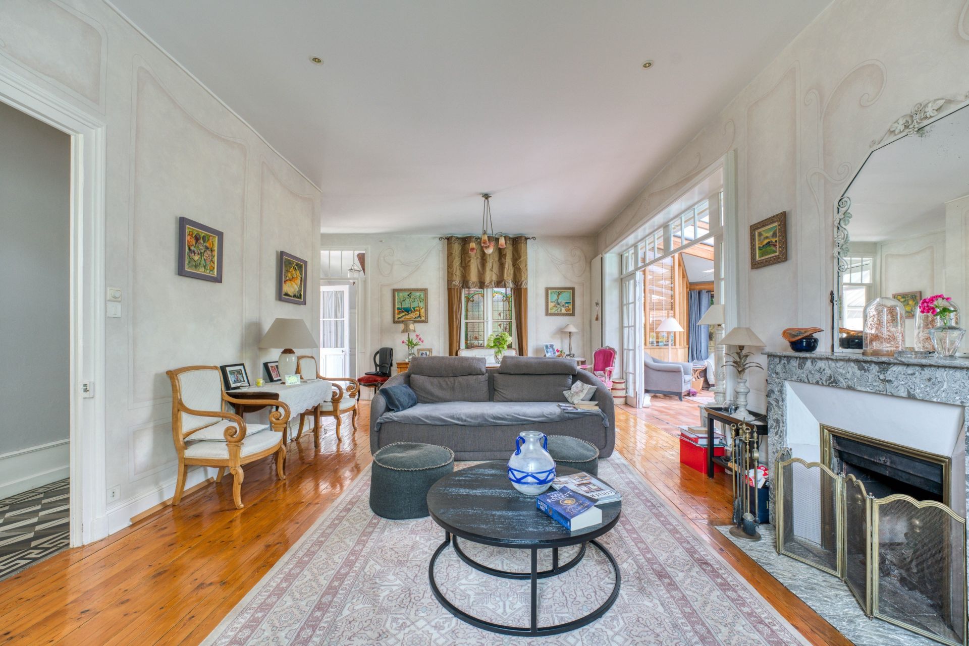 mansion 7 Rooms for sale on LA ROCHELLE (17000)