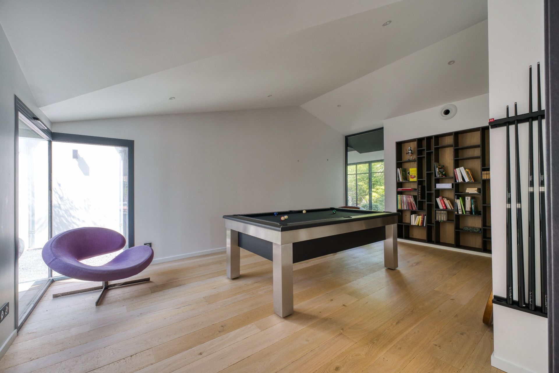 luxury house 10 Rooms for sale on STE MARIE DE RE (17740)