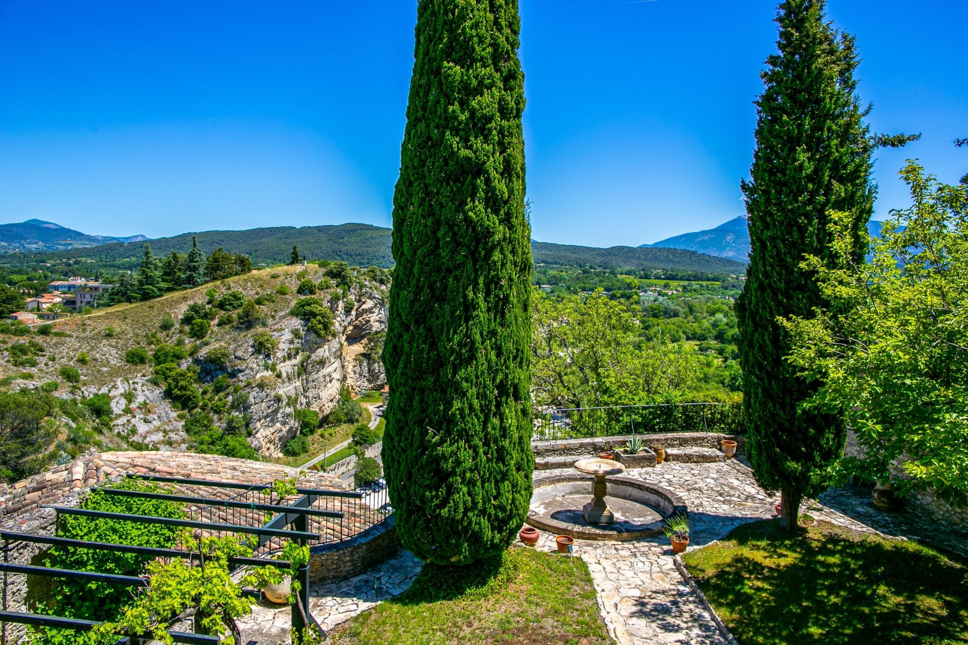 maison de luxe 15 Pièces en vente sur VAISON LA ROMAINE (84110)