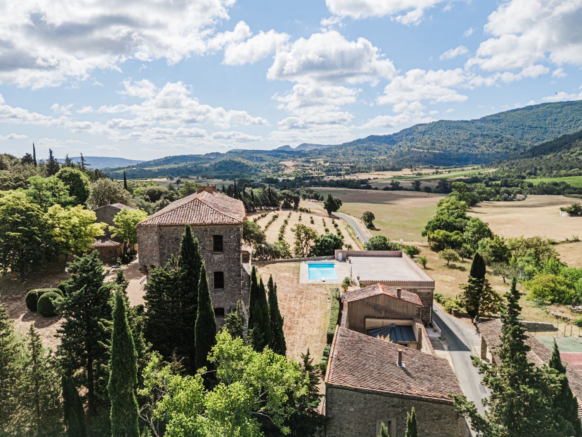 castle 31 Rooms for sale on CARCASSONNE (11000)