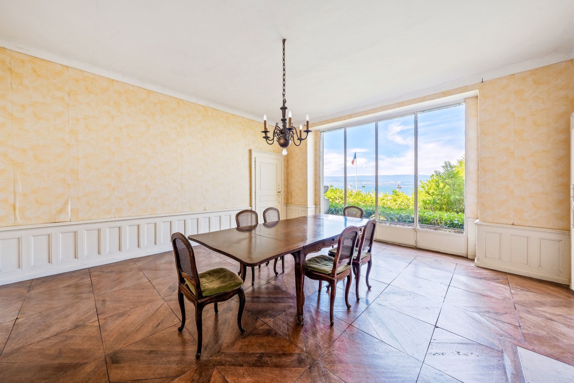 maison de luxe 18 Pièces en vente sur THONON LES BAINS (74200)