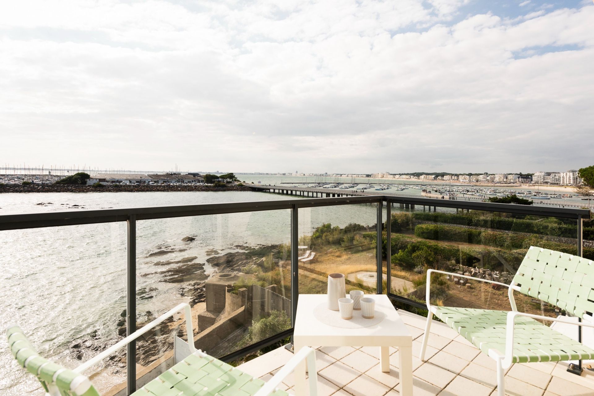 luxury apartment 5 Rooms for sale on PORNICHET (44380)