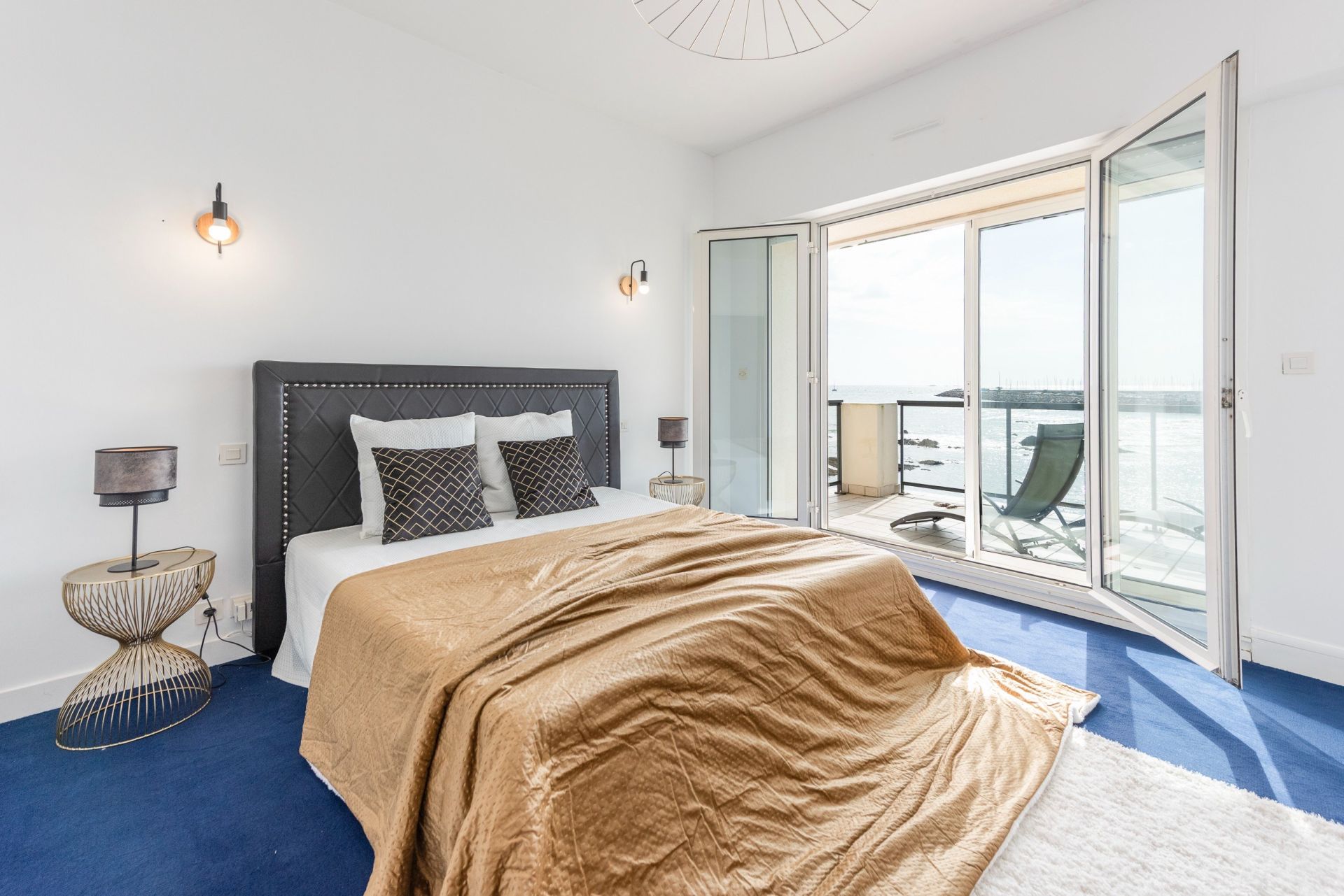 luxury apartment 5 Rooms for sale on PORNICHET (44380)