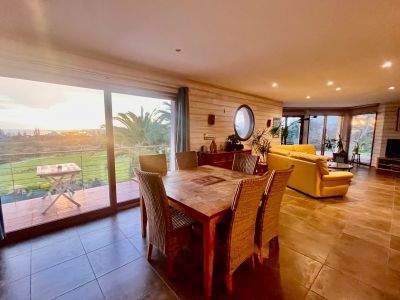 Sale Luxury house Plouhinec 7 Rooms 216 m²