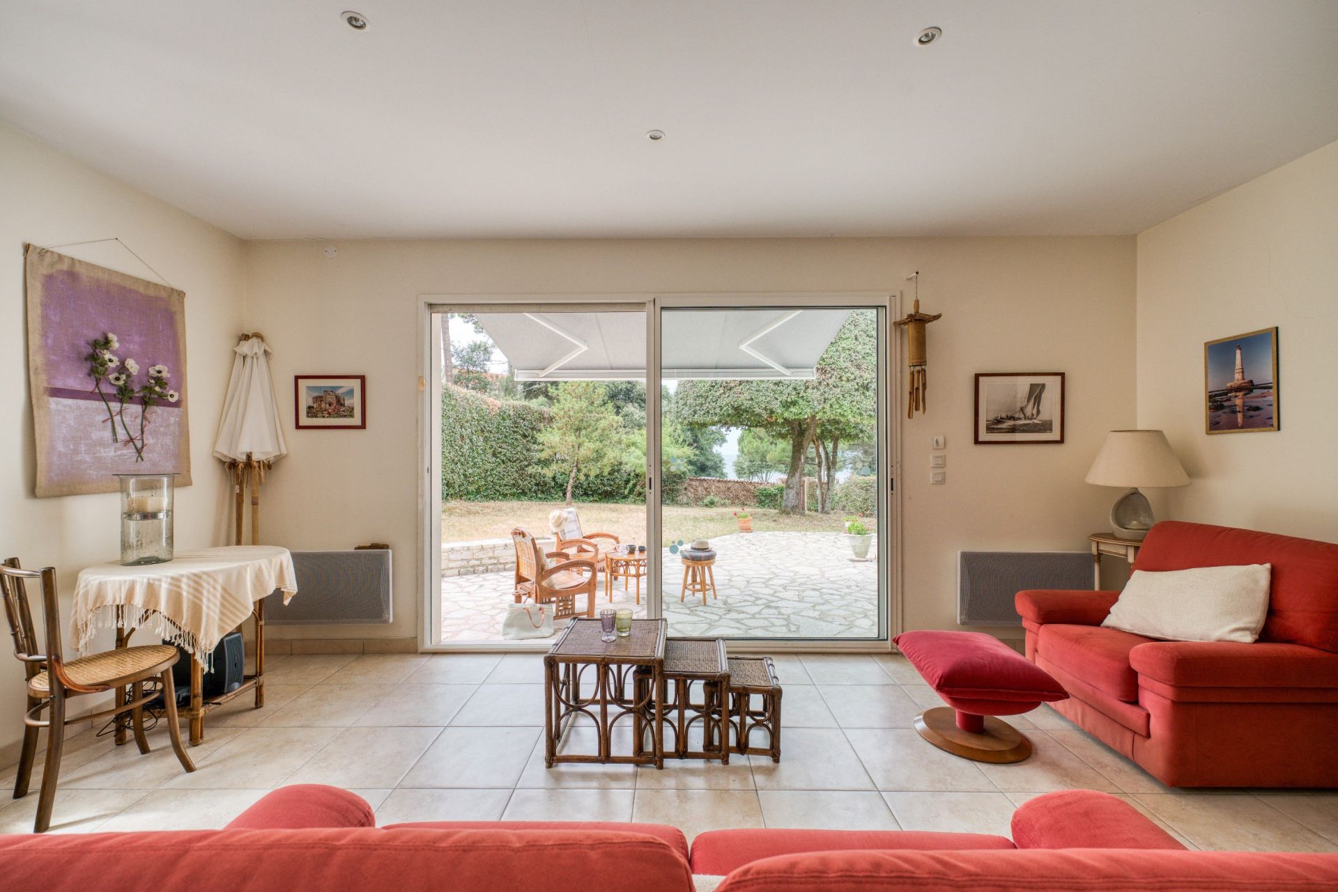 luxury house 9 Rooms for sale on ST PALAIS SUR MER (17420)