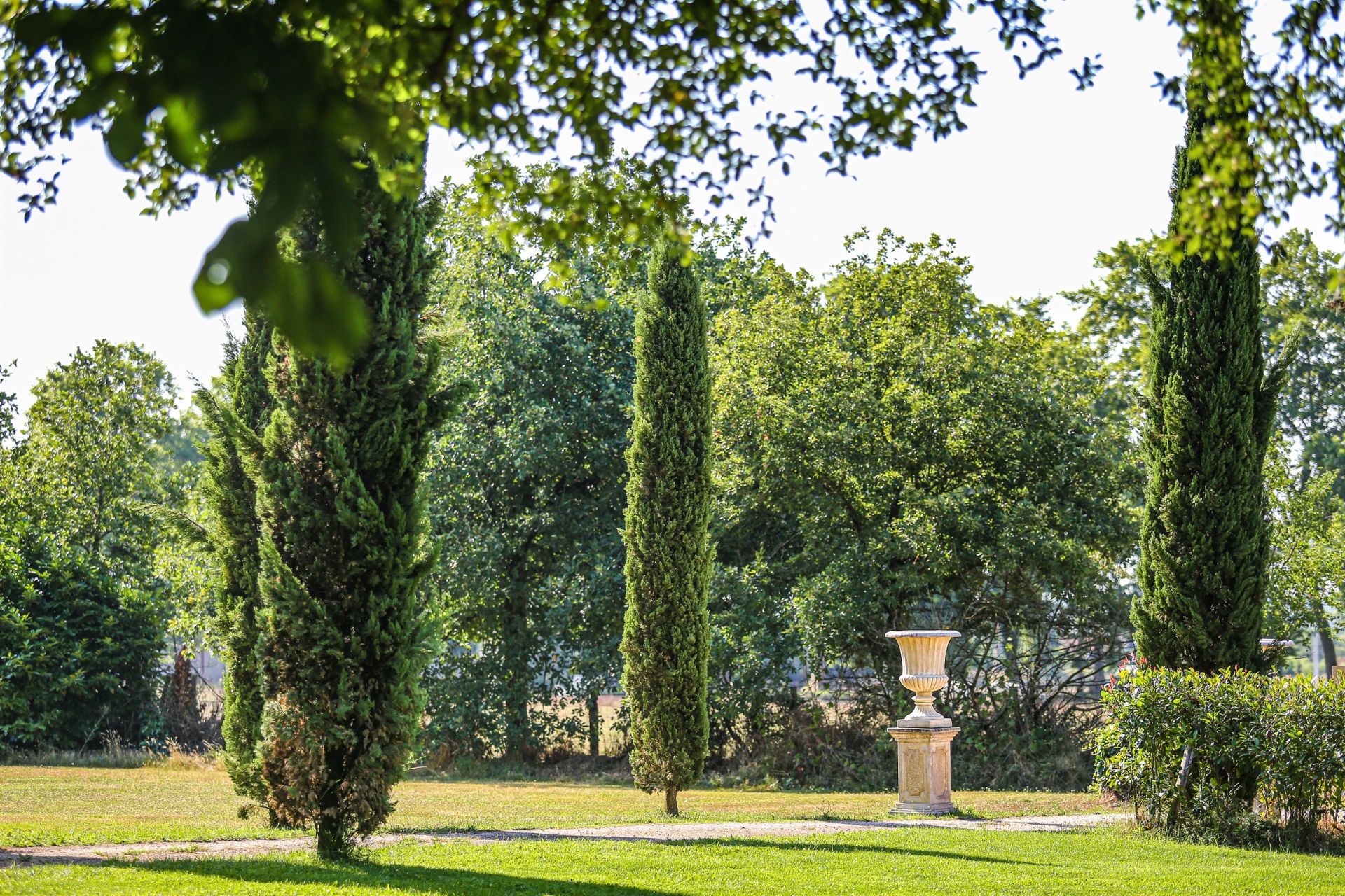 luxury house 20 Rooms for sale on TOULOUSE (31000)