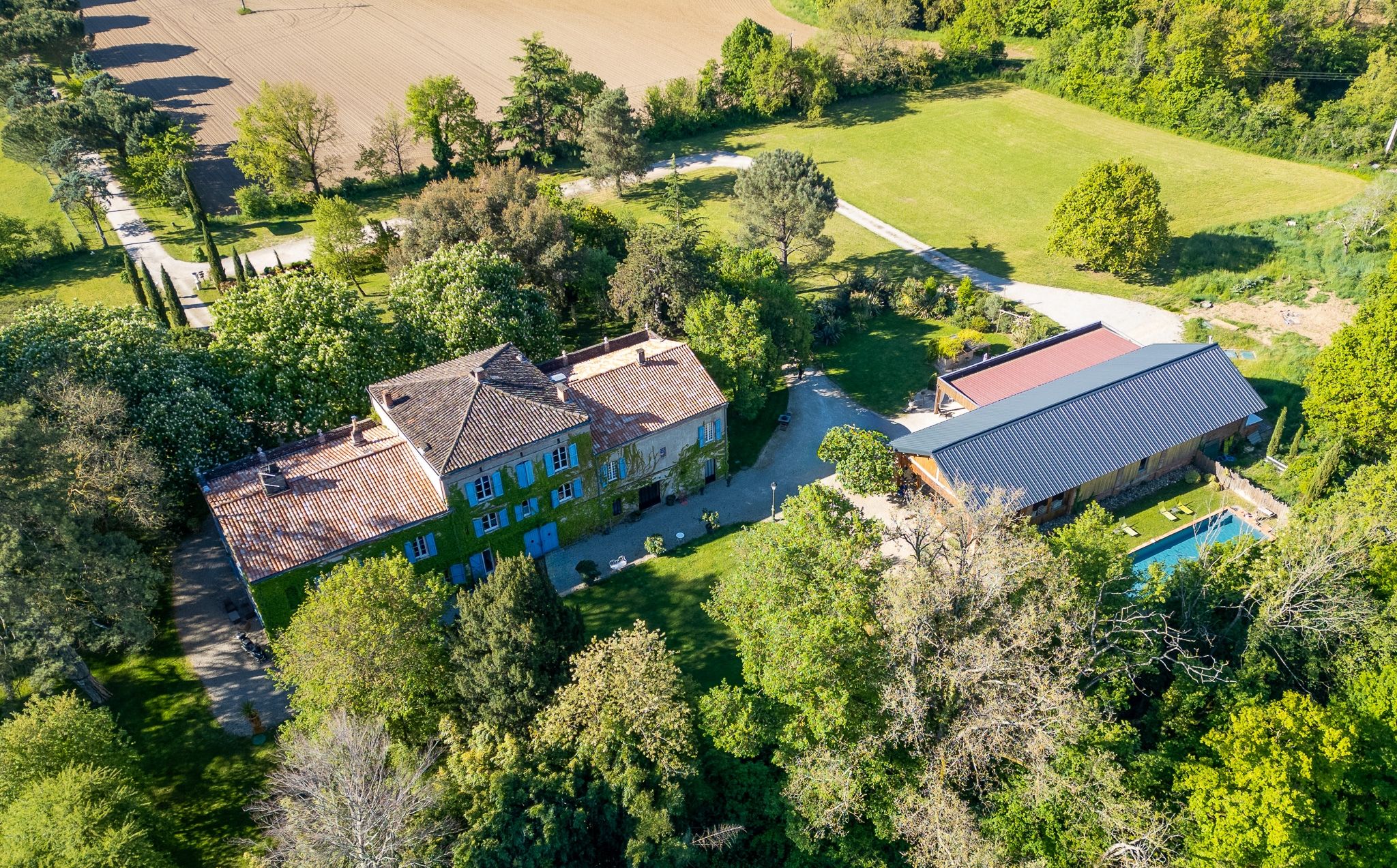 luxury house 20 Rooms for sale on TOULOUSE (31000)