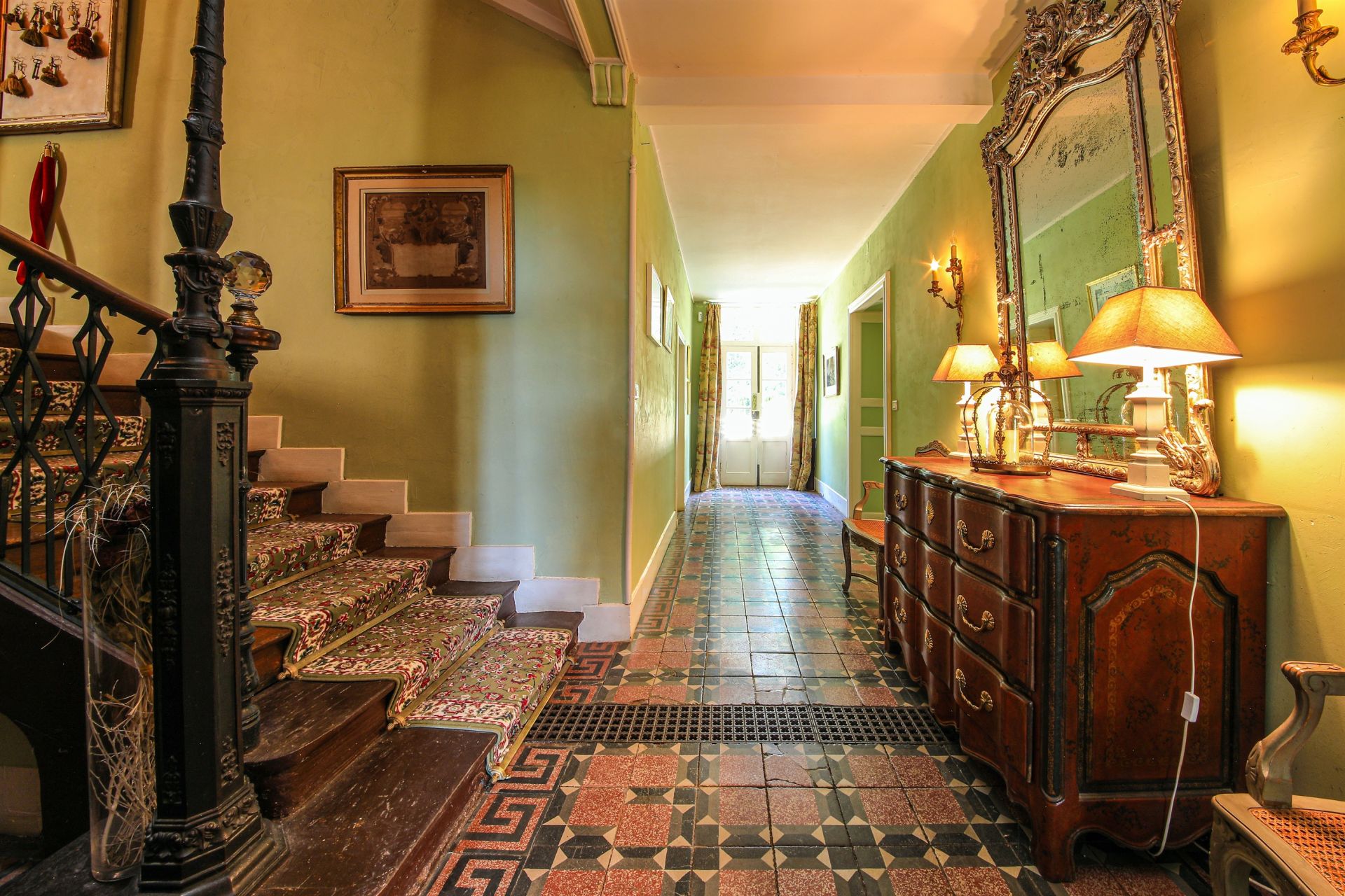 luxury house 20 Rooms for sale on TOULOUSE (31000)