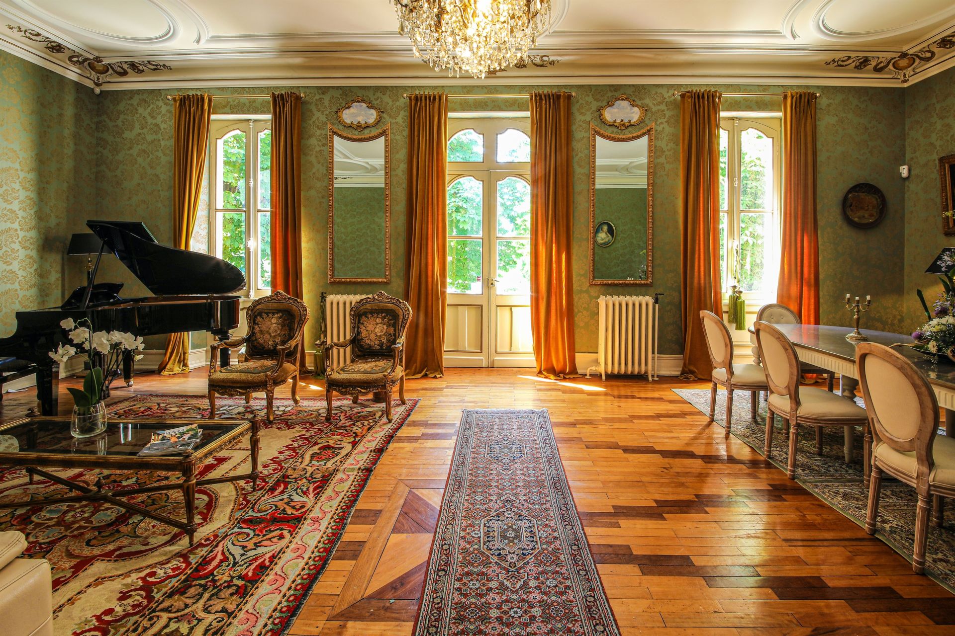 luxury house 20 Rooms for sale on TOULOUSE (31000)